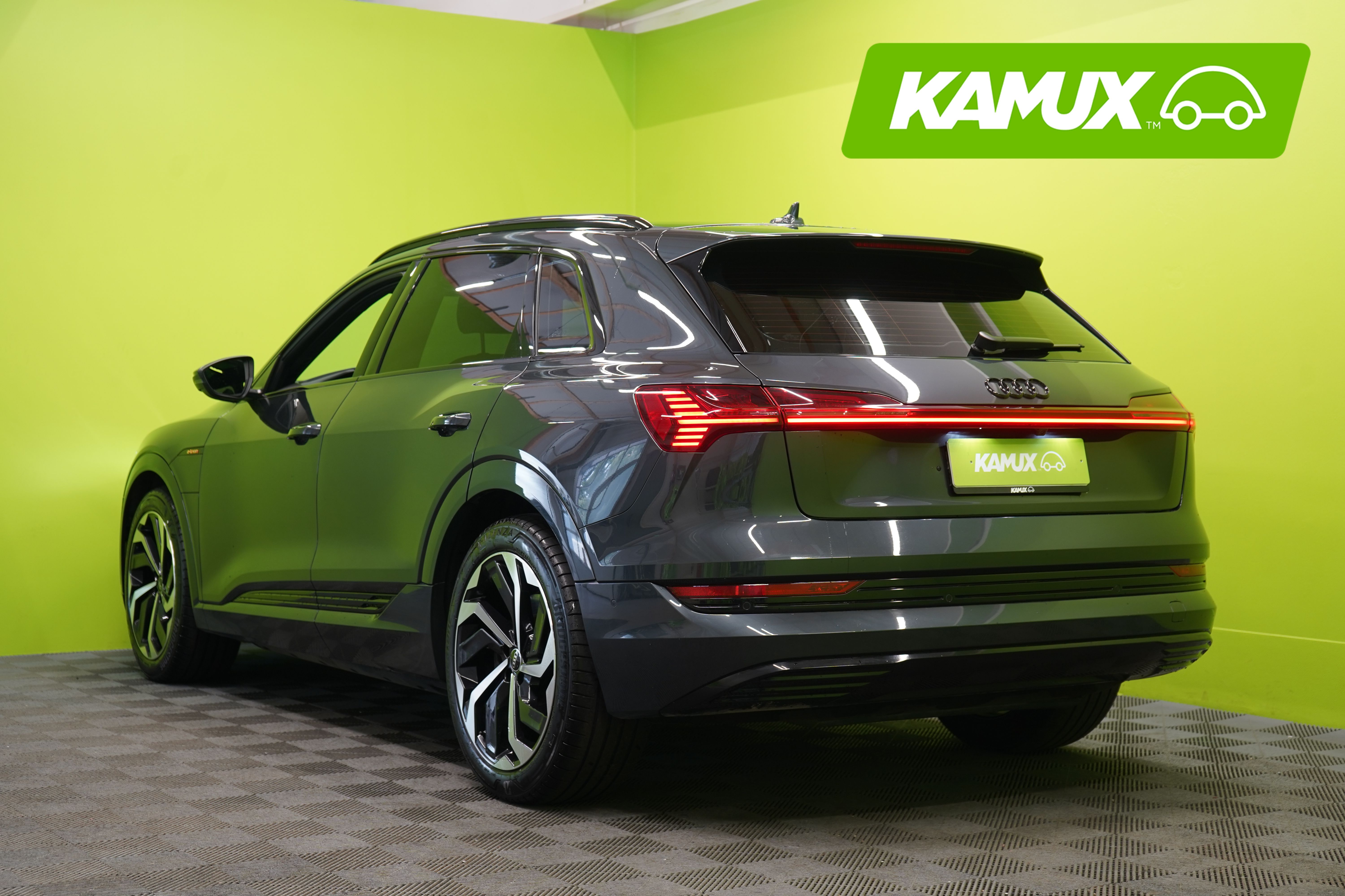 Audi e-tron 2022