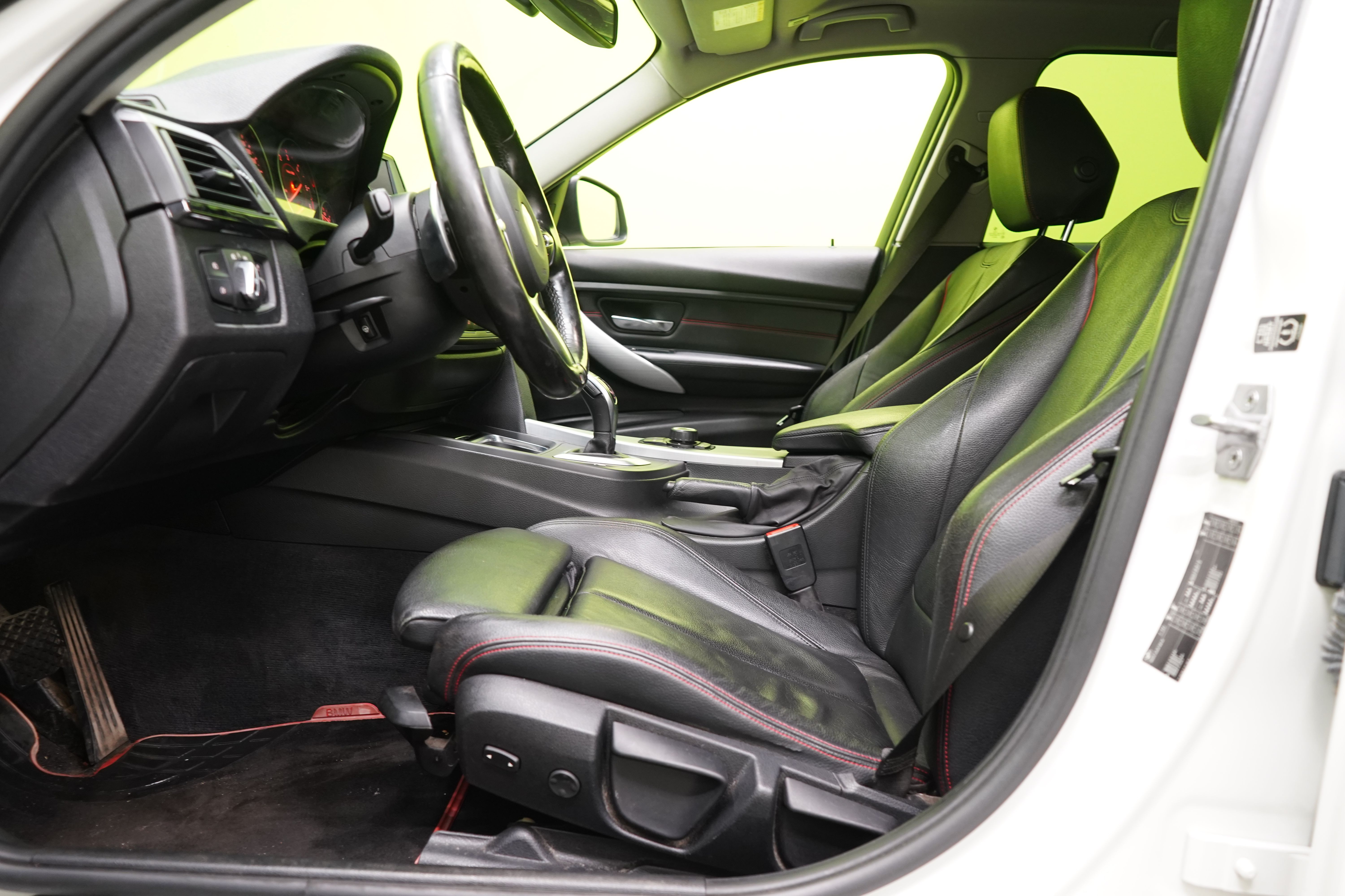 BMW 320 2013