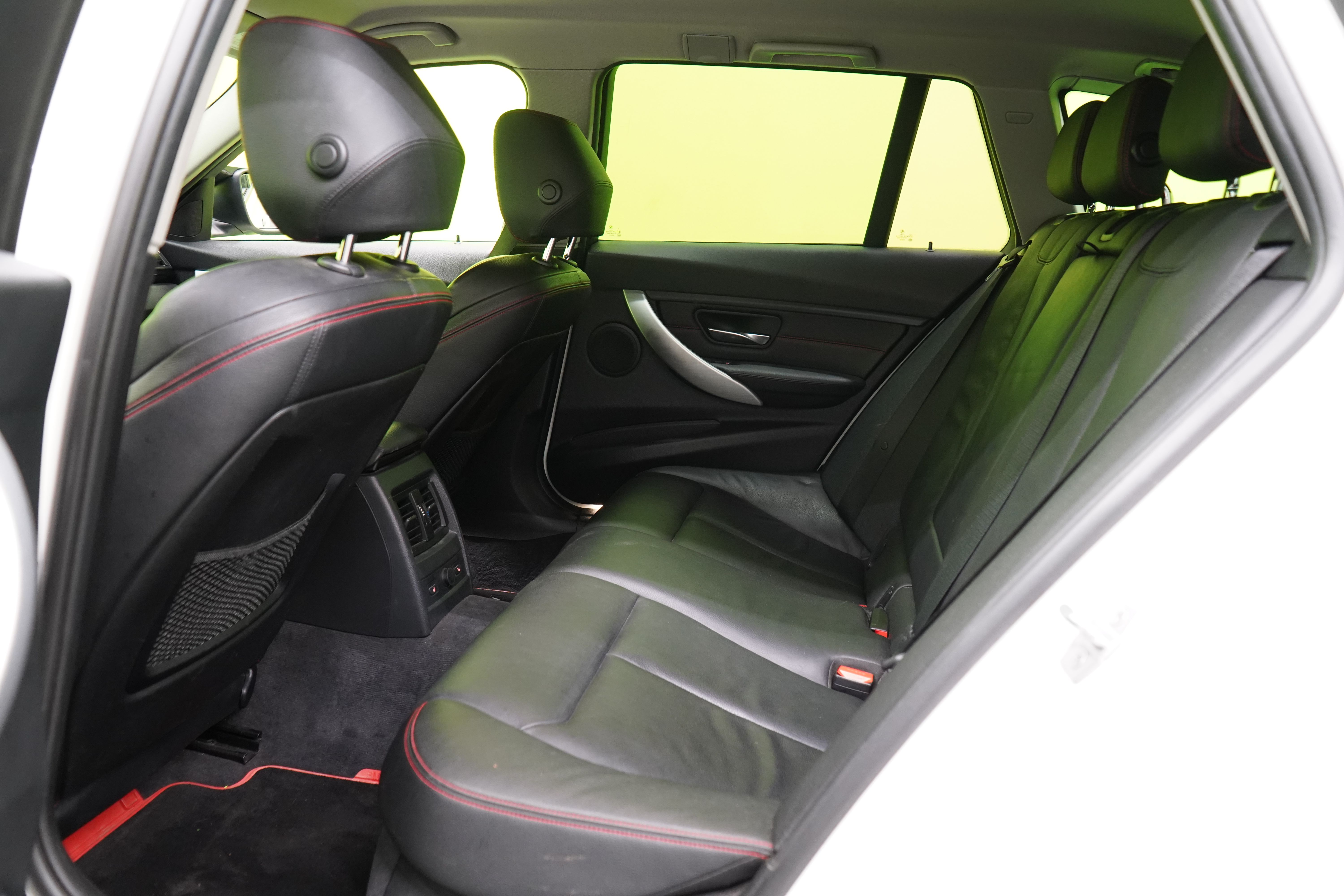 BMW 320 2013