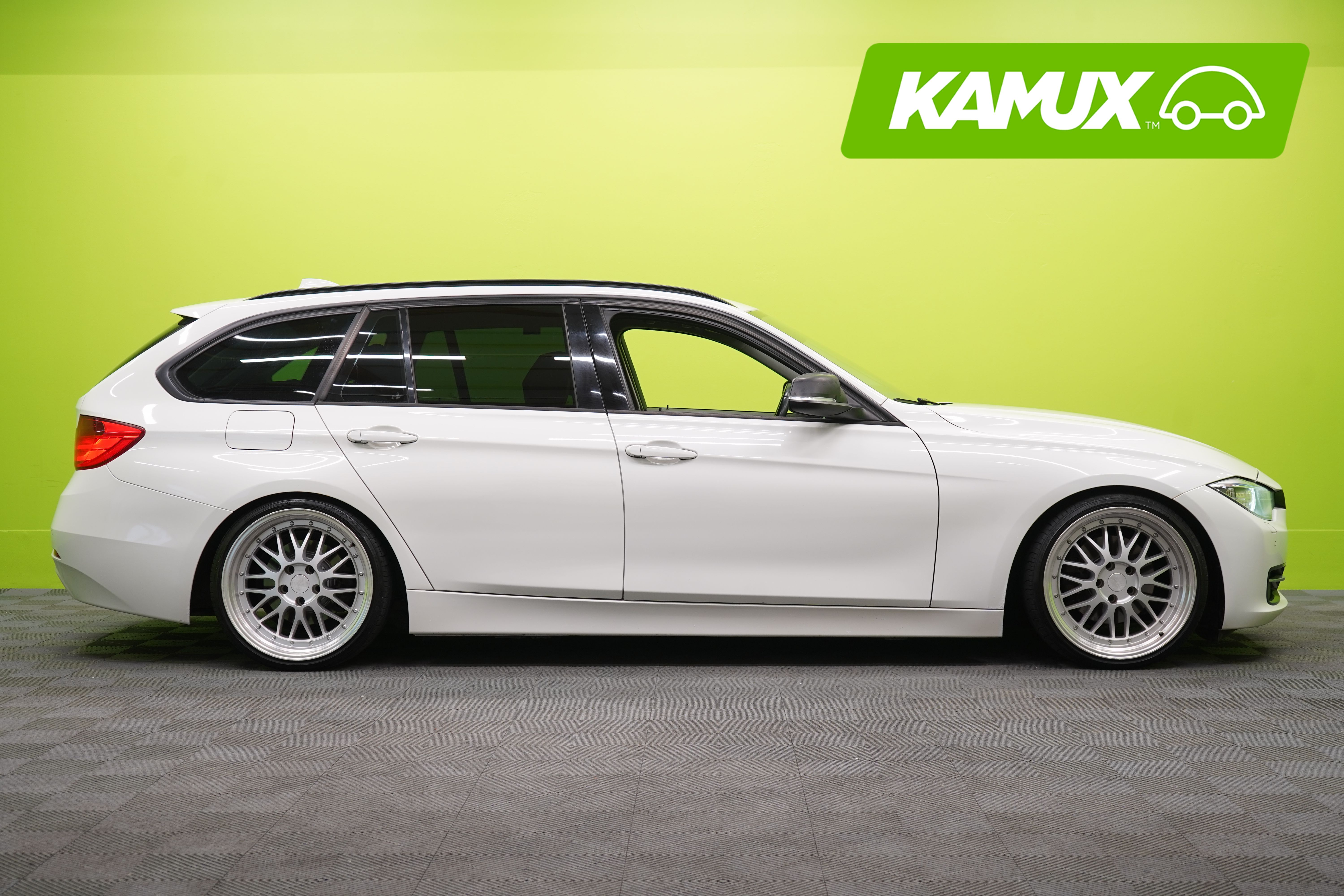 BMW 320 2013