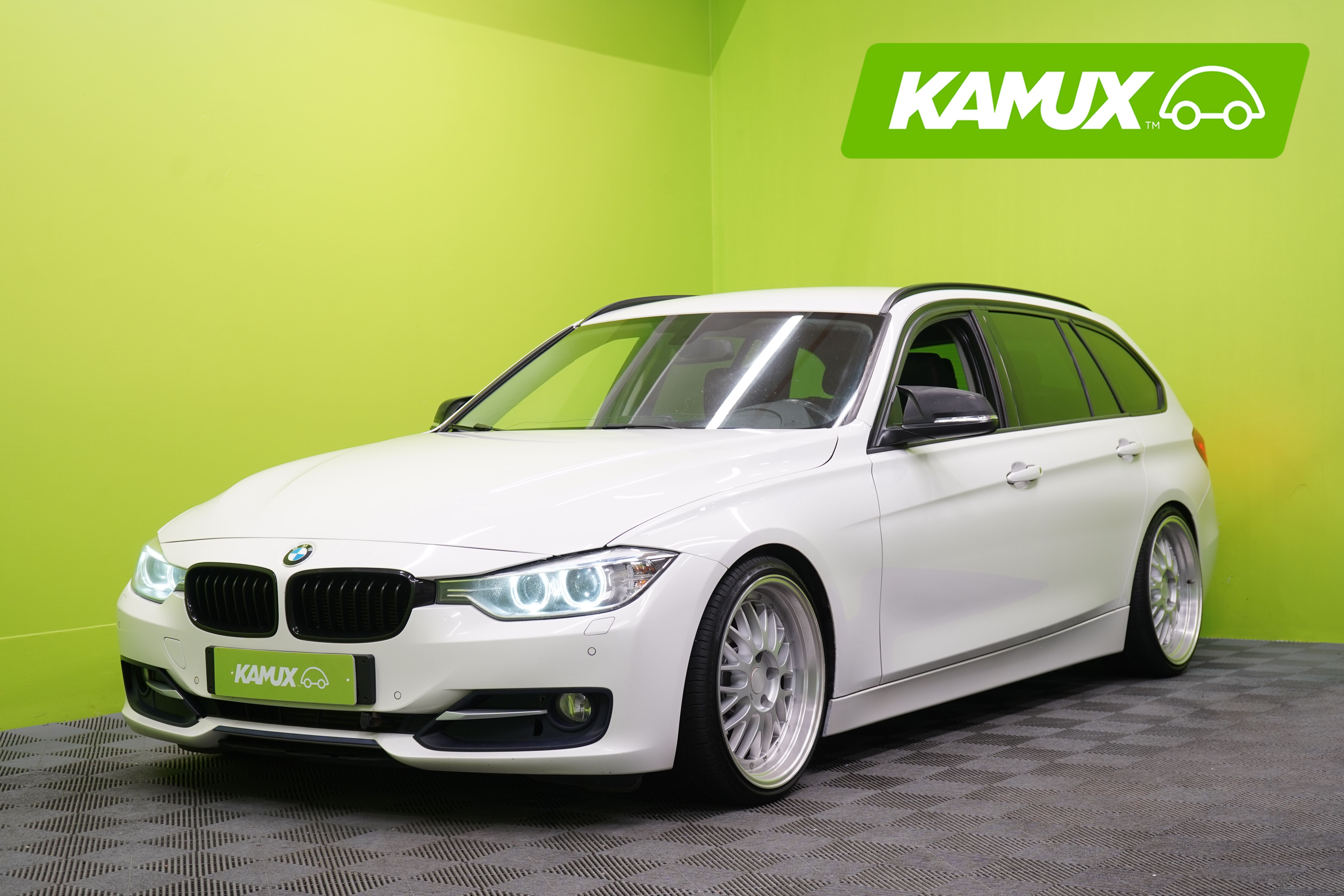 BMW 320 2013