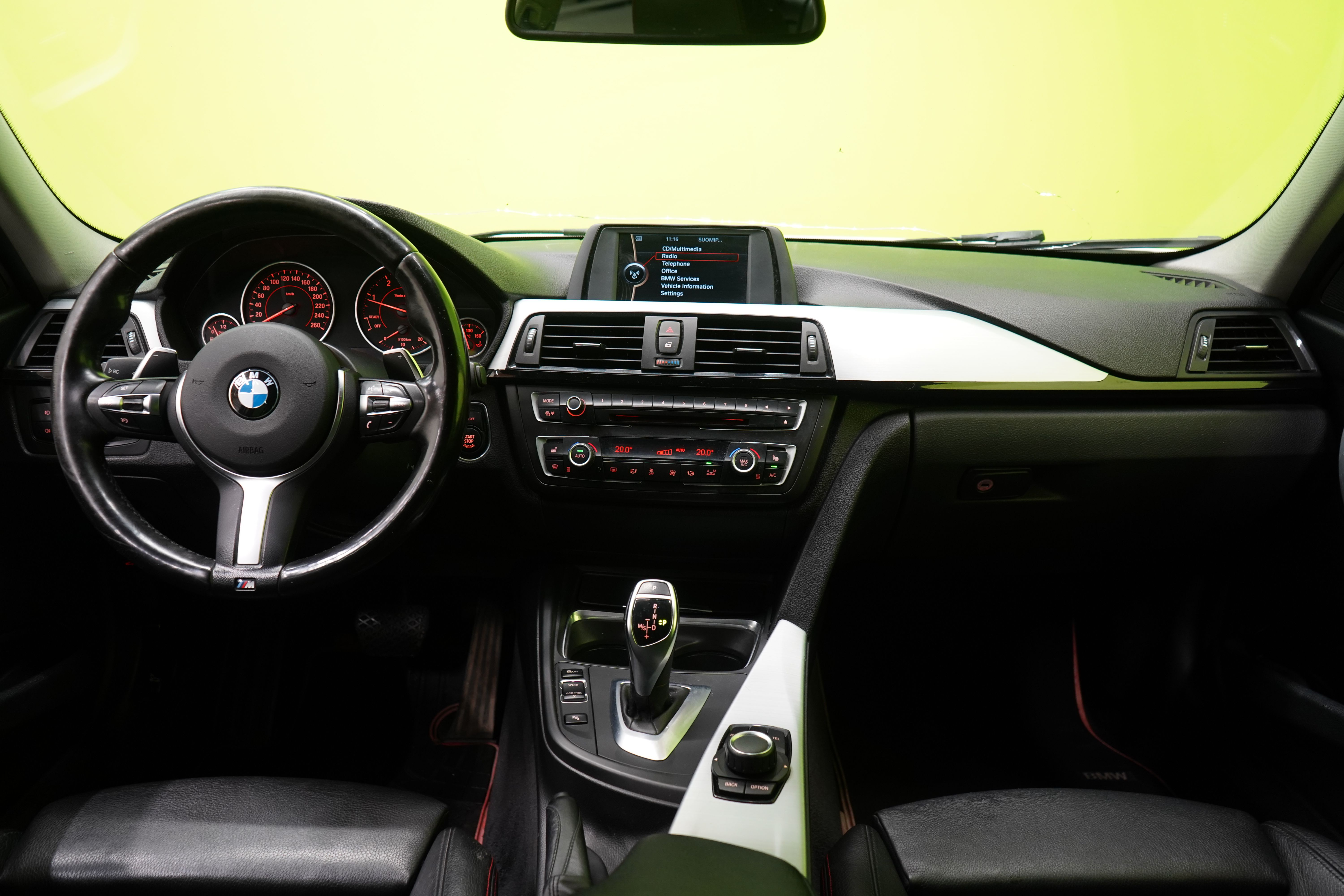 BMW 320 2013