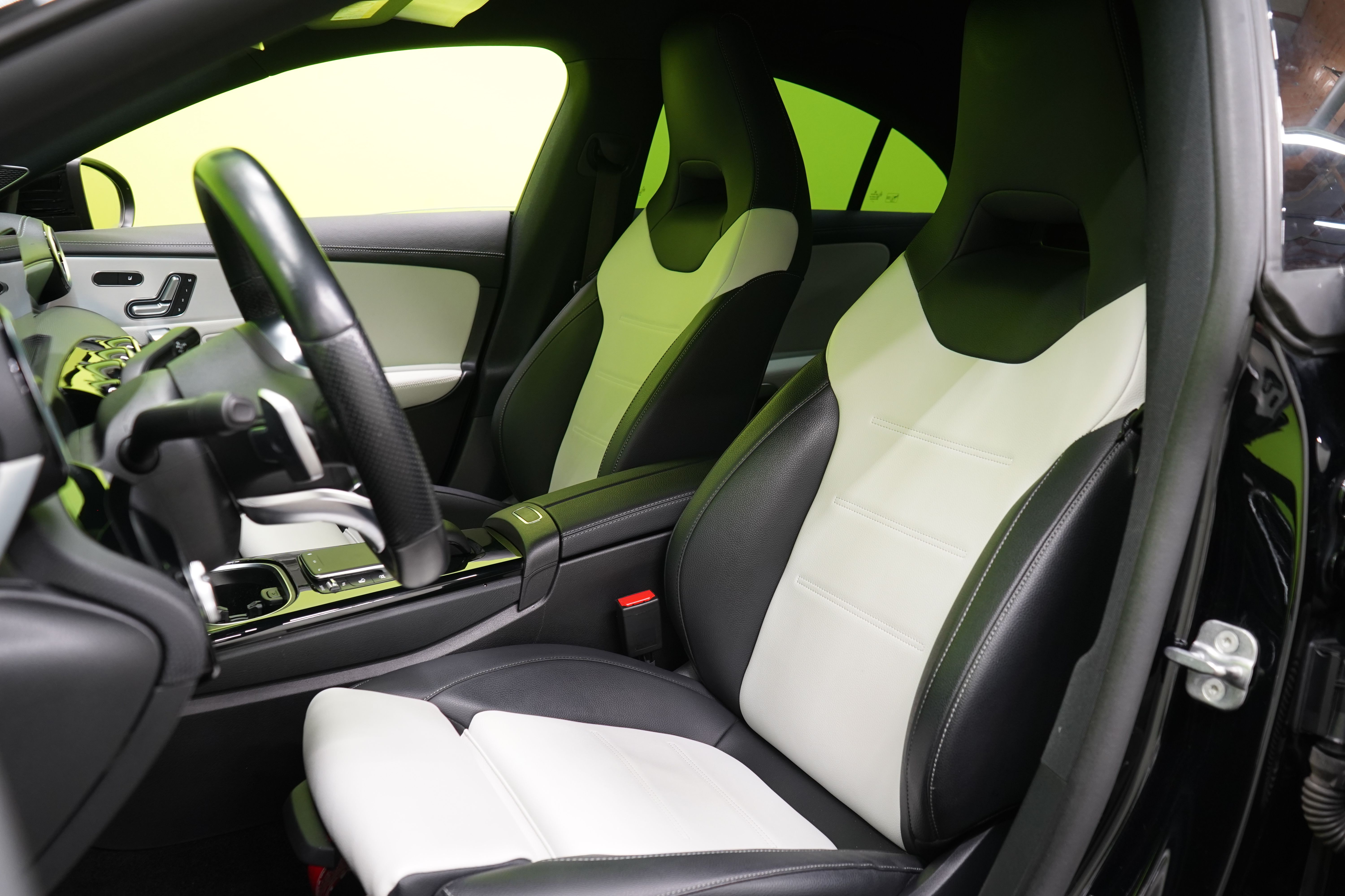 Mercedes-Benz CLA 2023