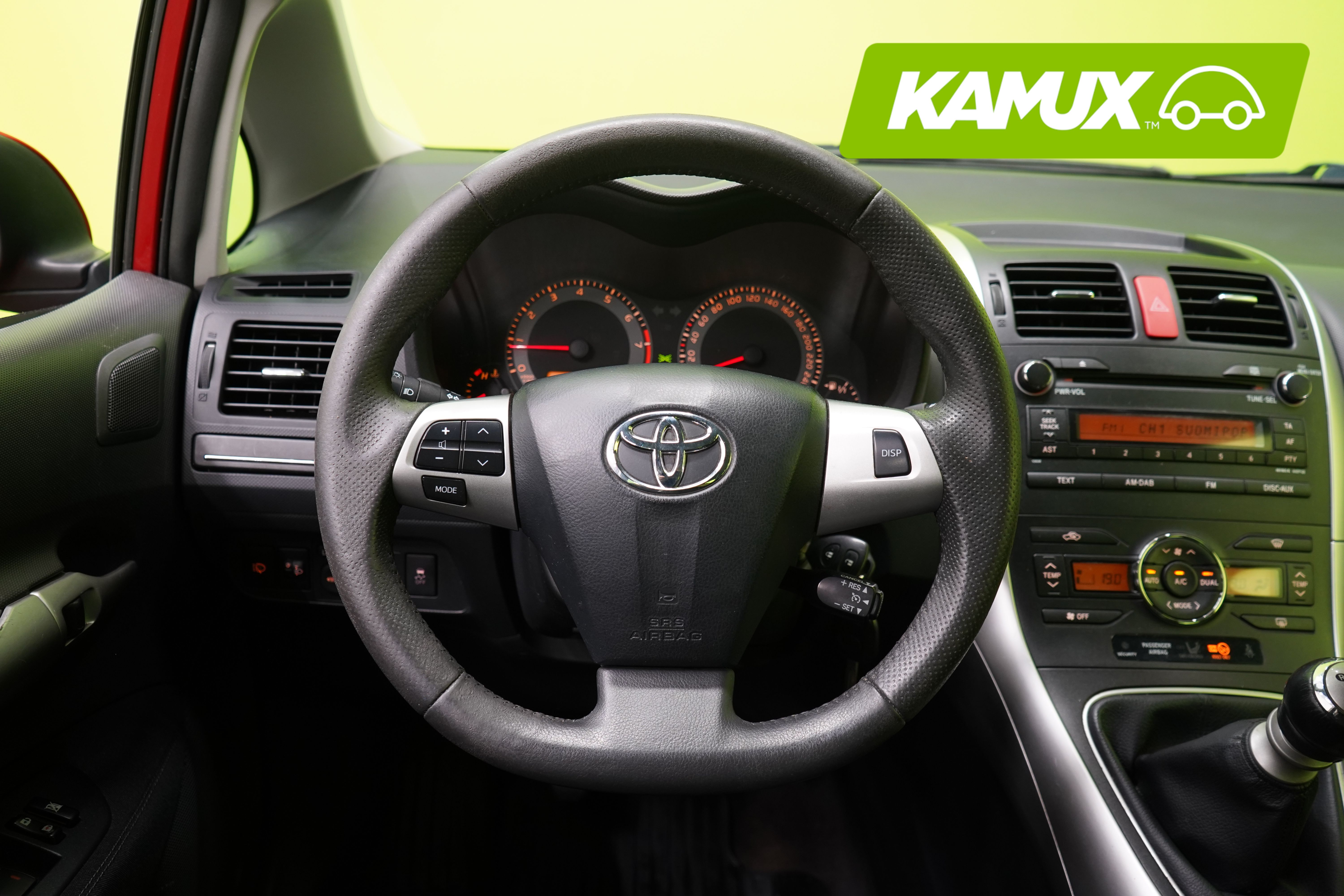 Toyota Auris 2012