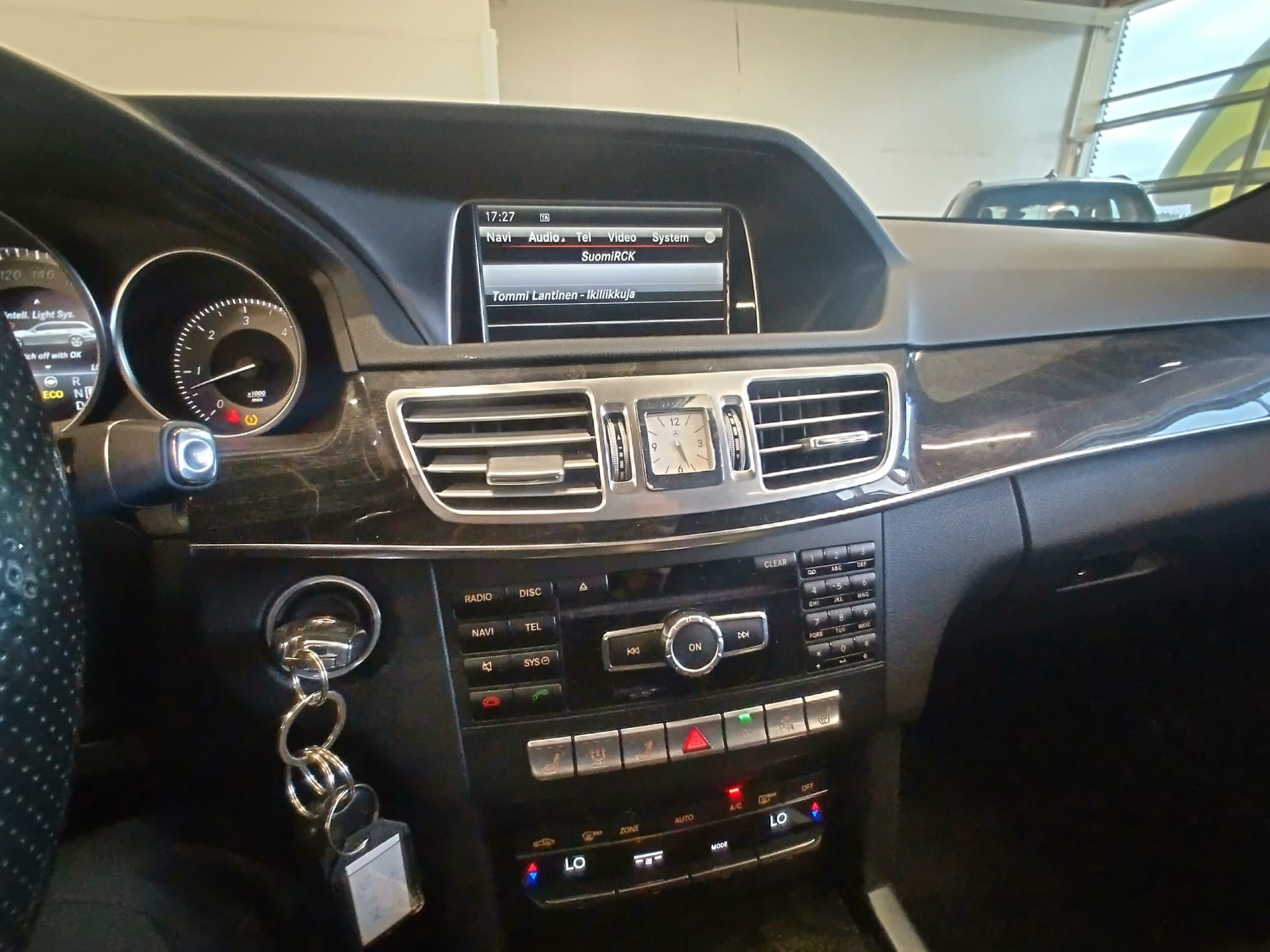 Mercedes-Benz E 2015