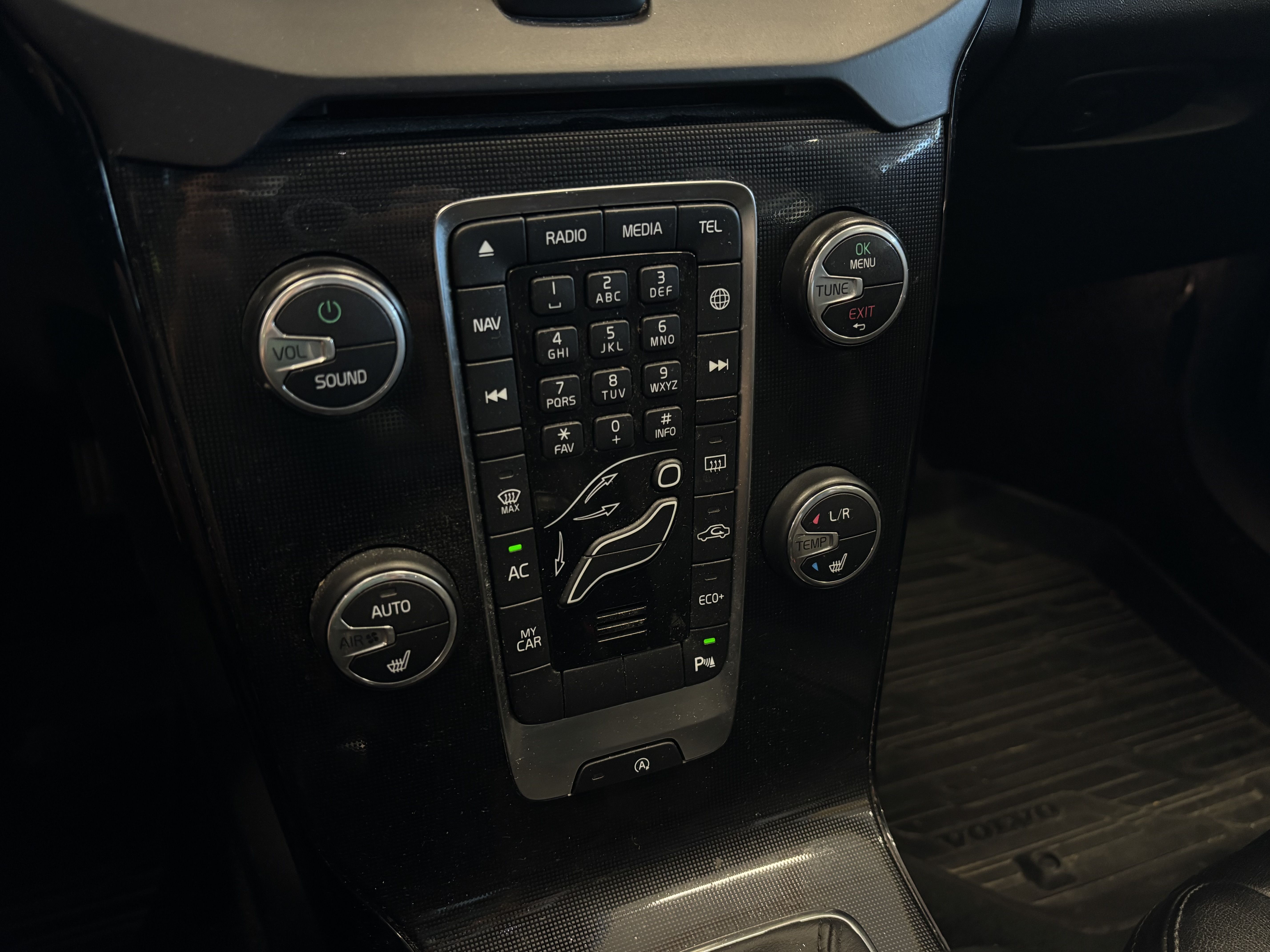 Volvo V40 2019