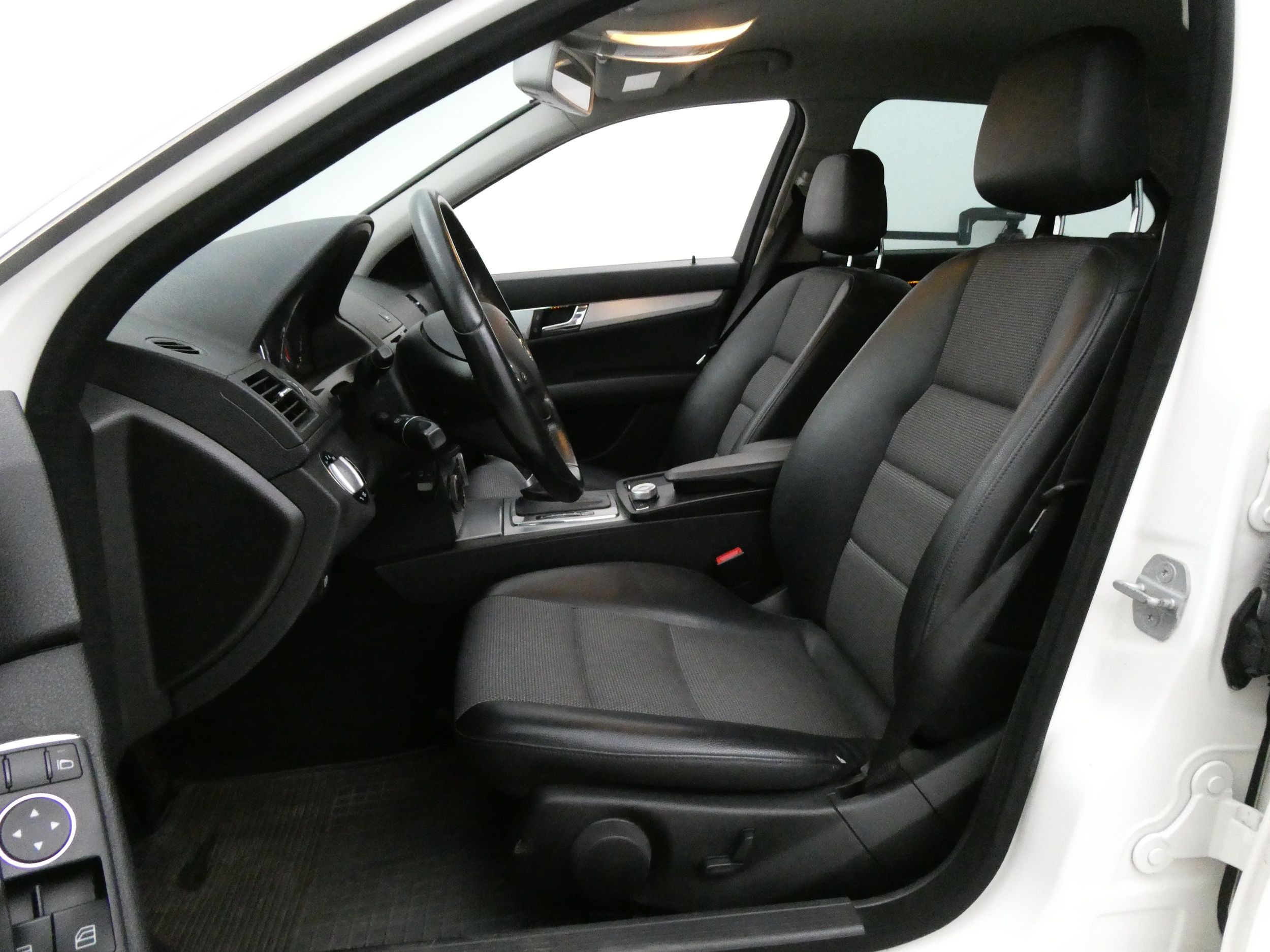 Mercedes-Benz C 2010