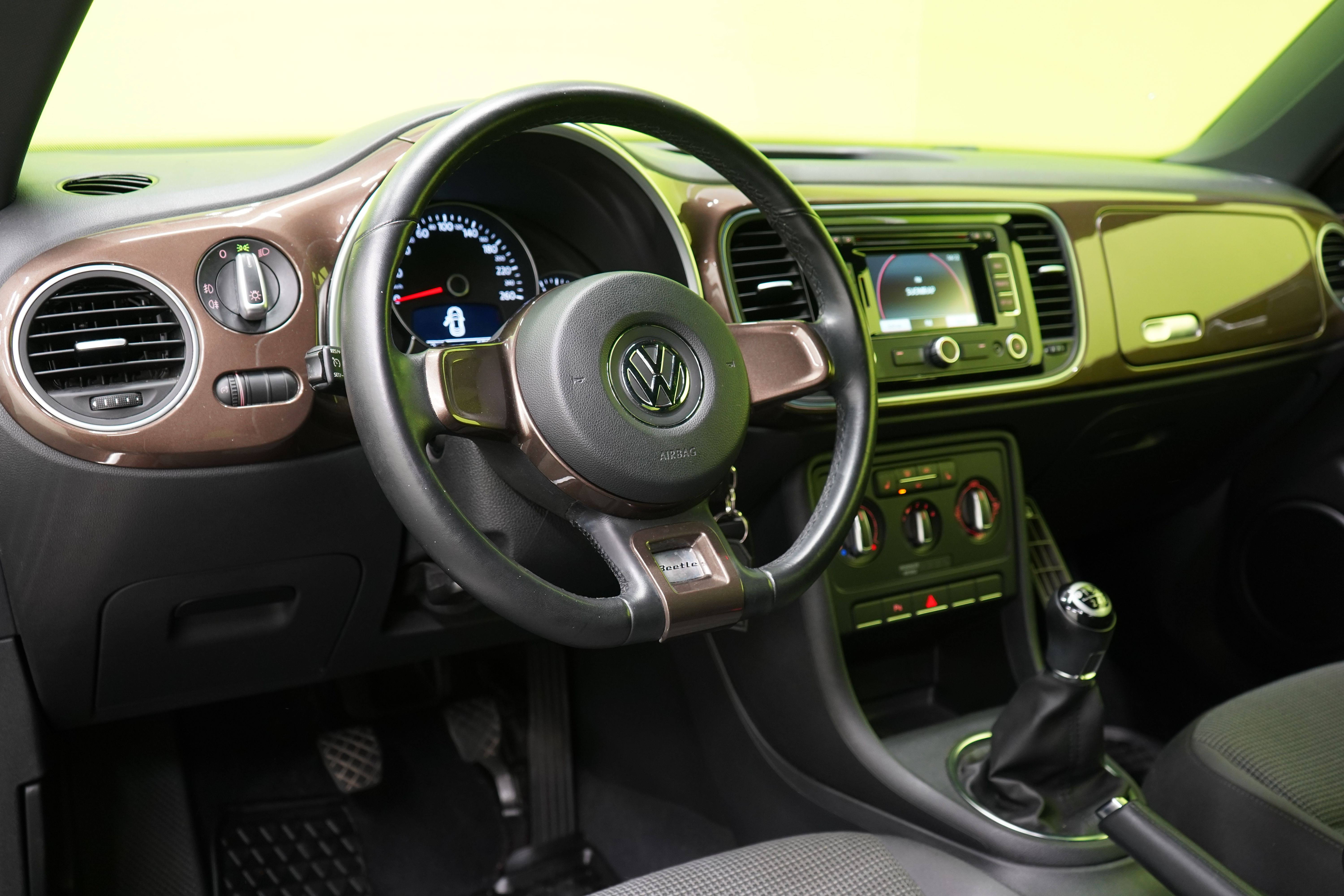 Volkswagen Beetle 2012