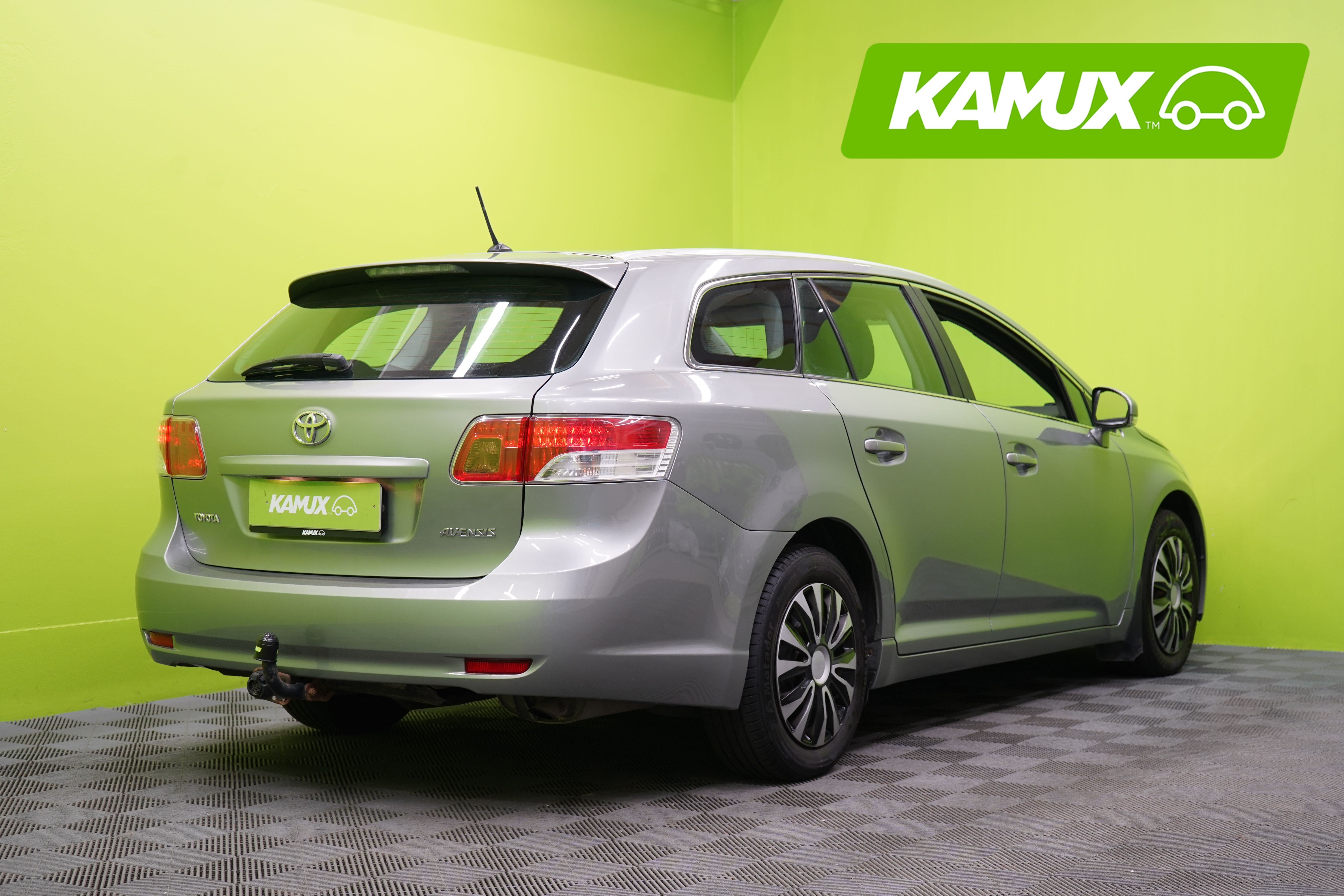 Toyota Avensis 2010