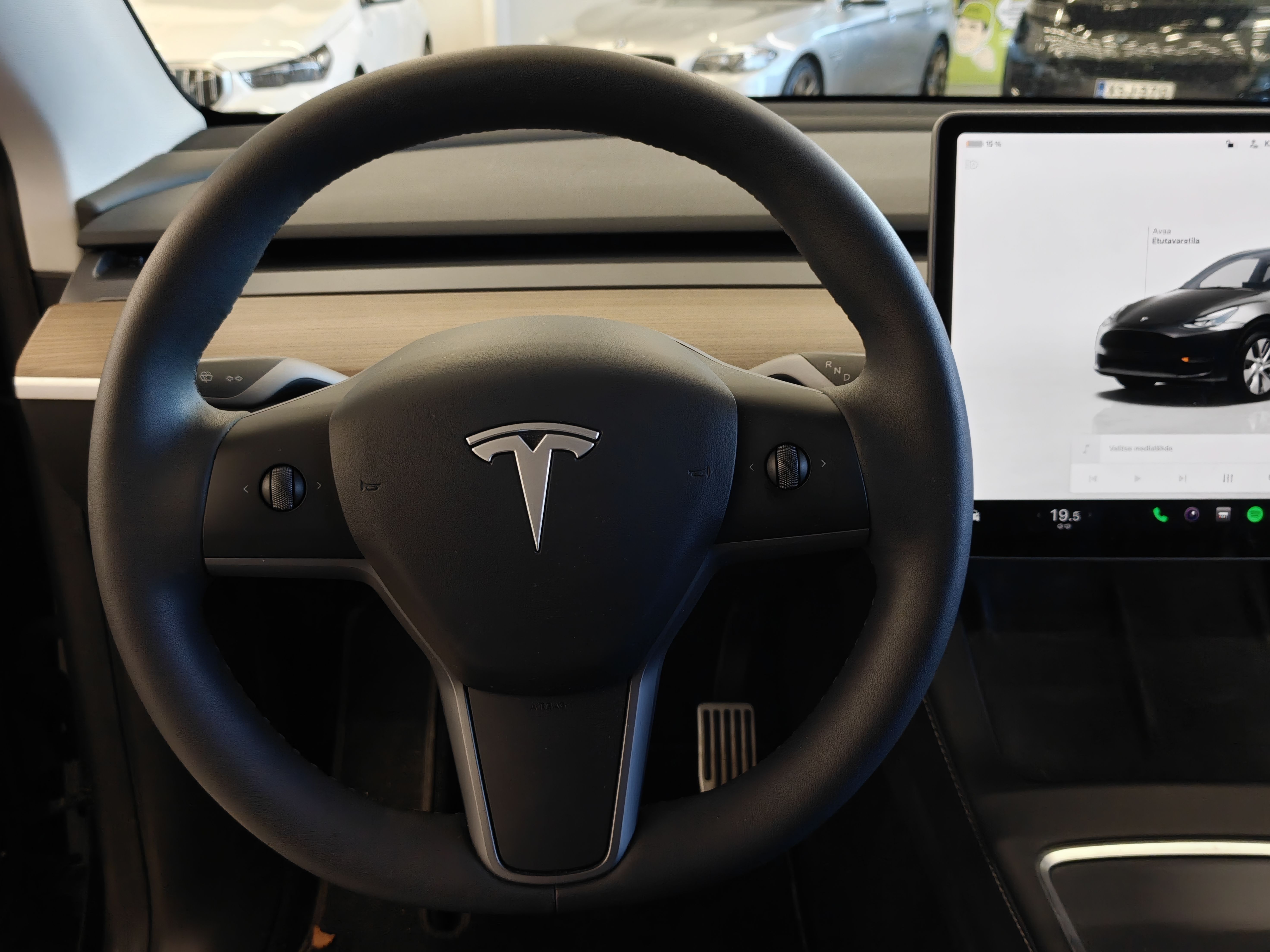 Tesla Model Y 2023
