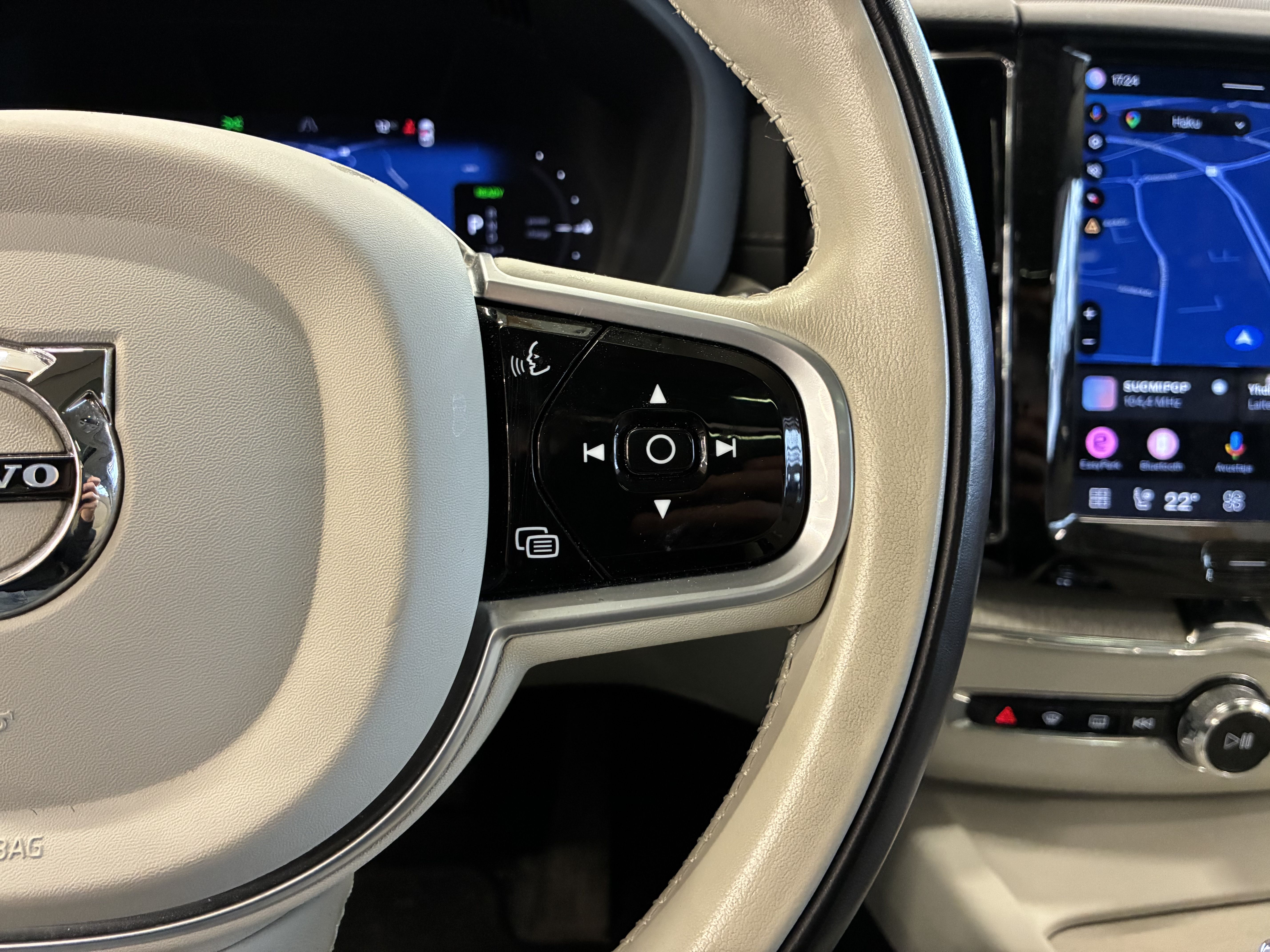 Volvo XC60 2022