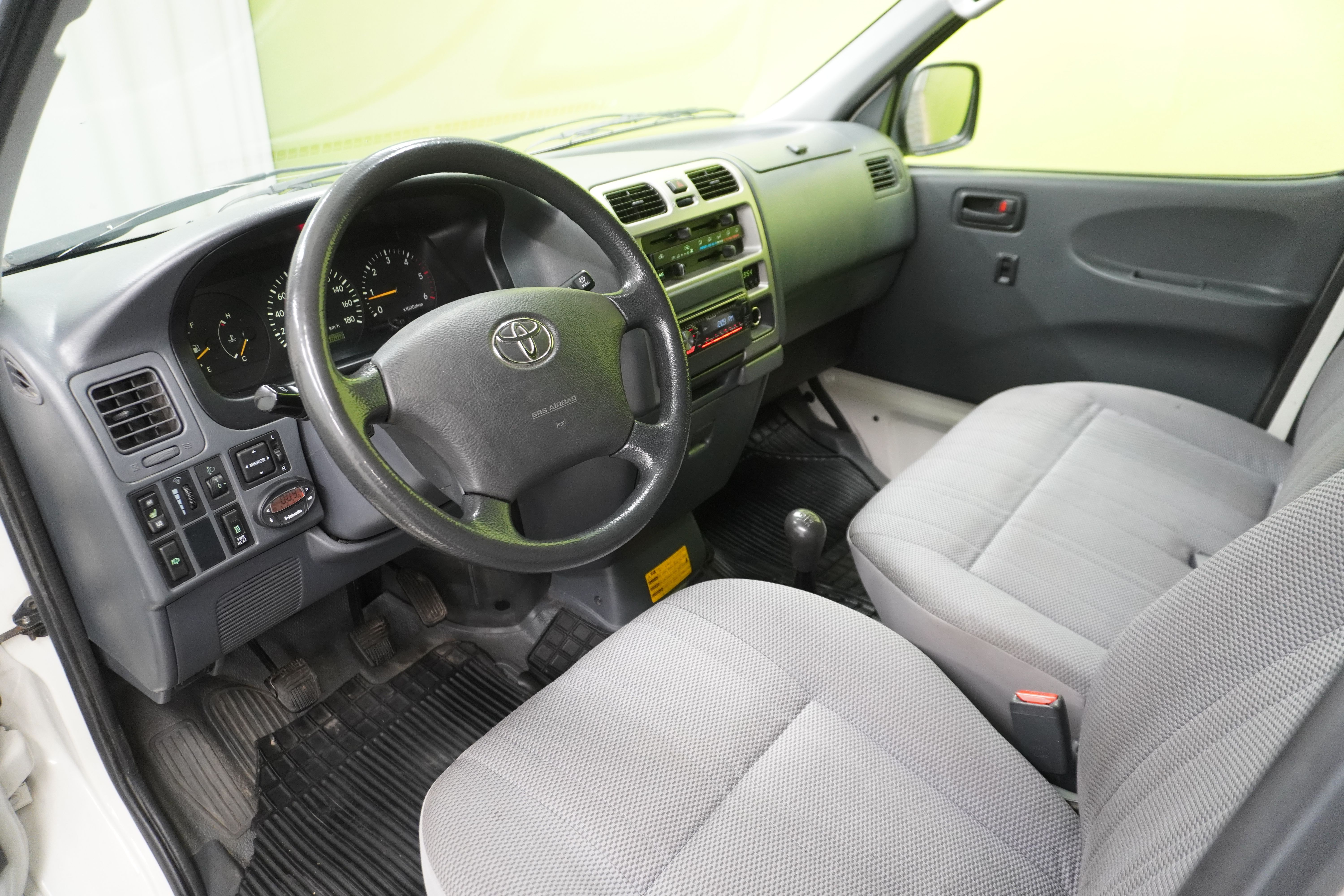Toyota Hiace 2008