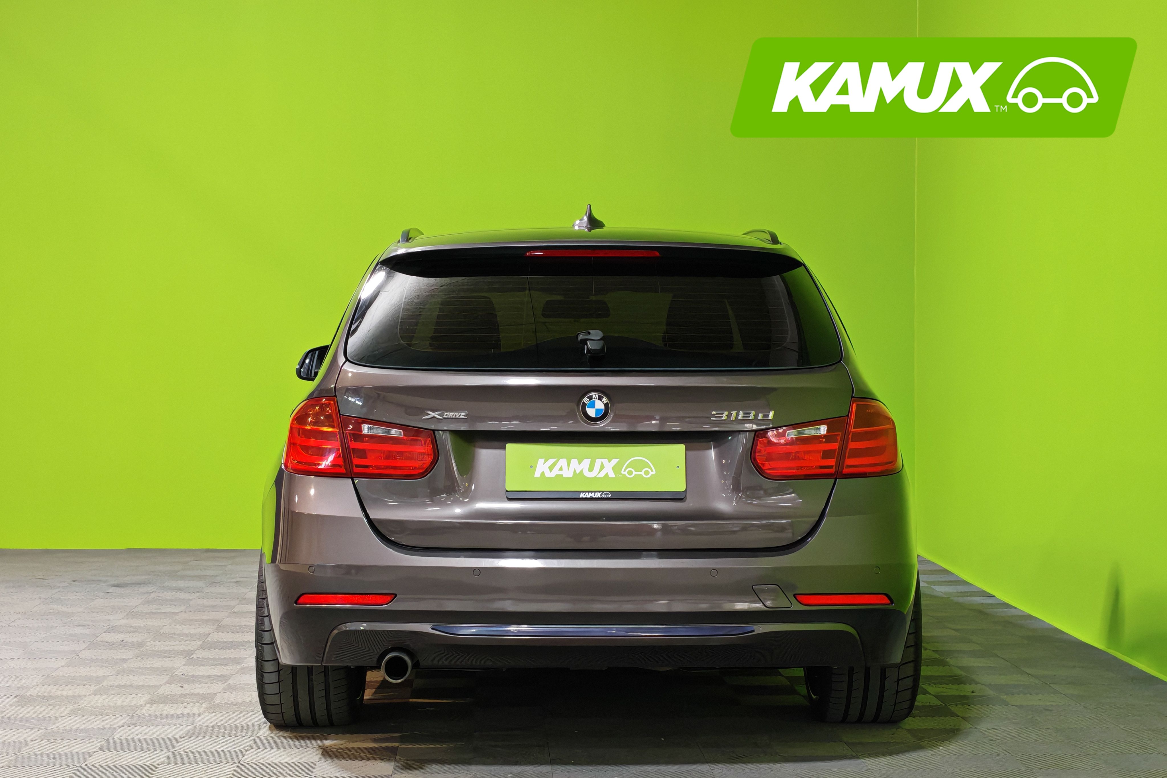 BMW 318 2014