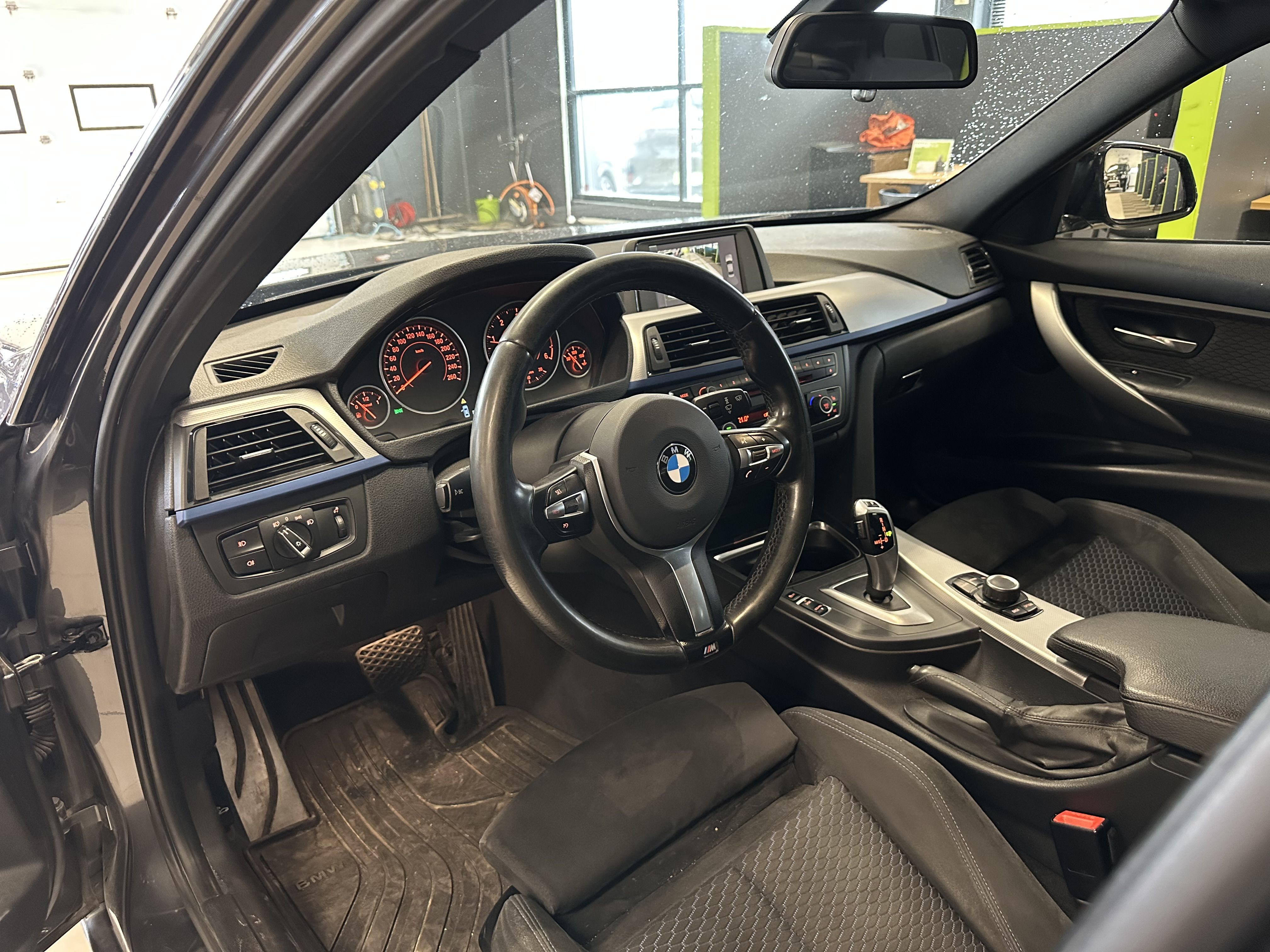 BMW 320 2014