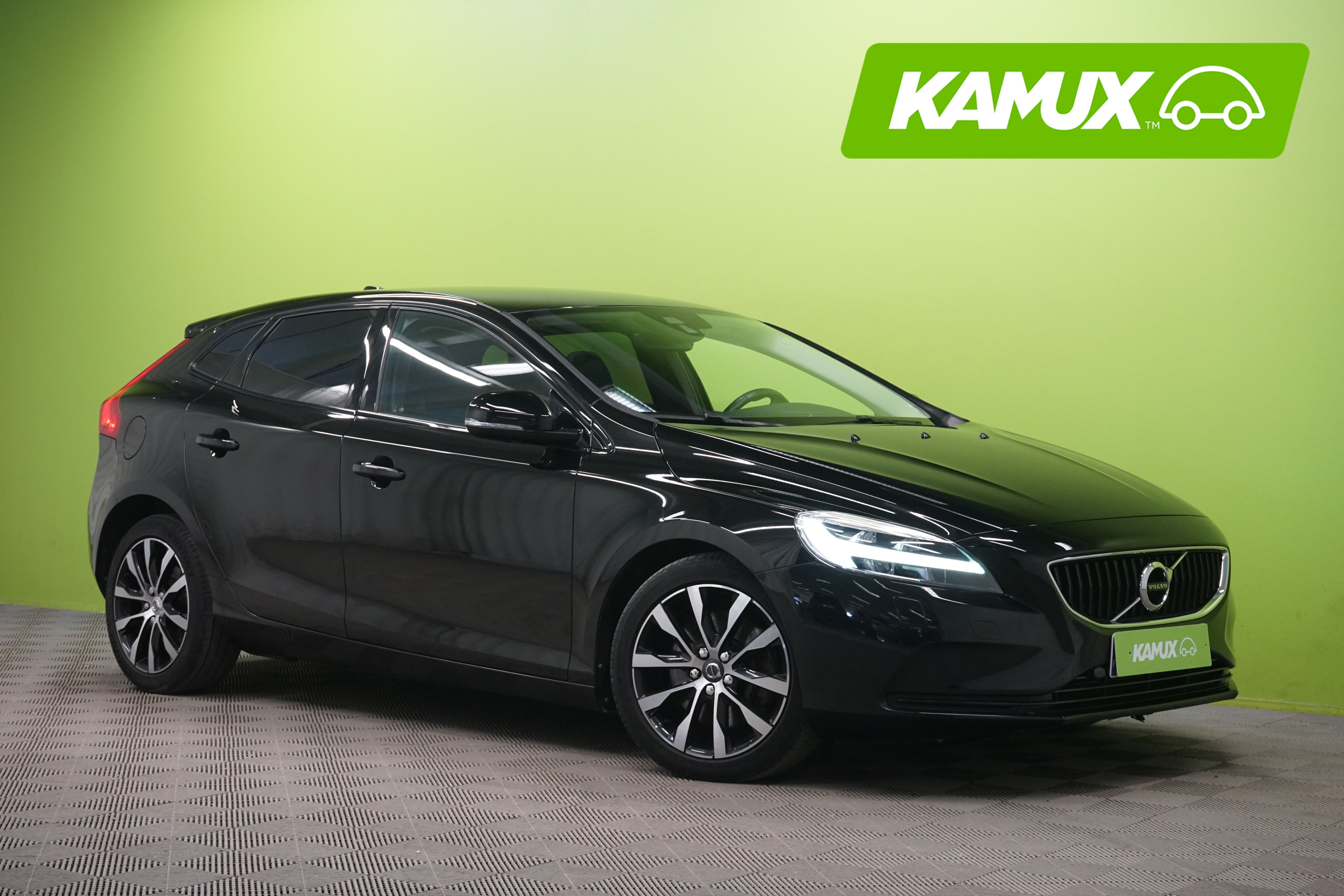 Volvo V40 2020
