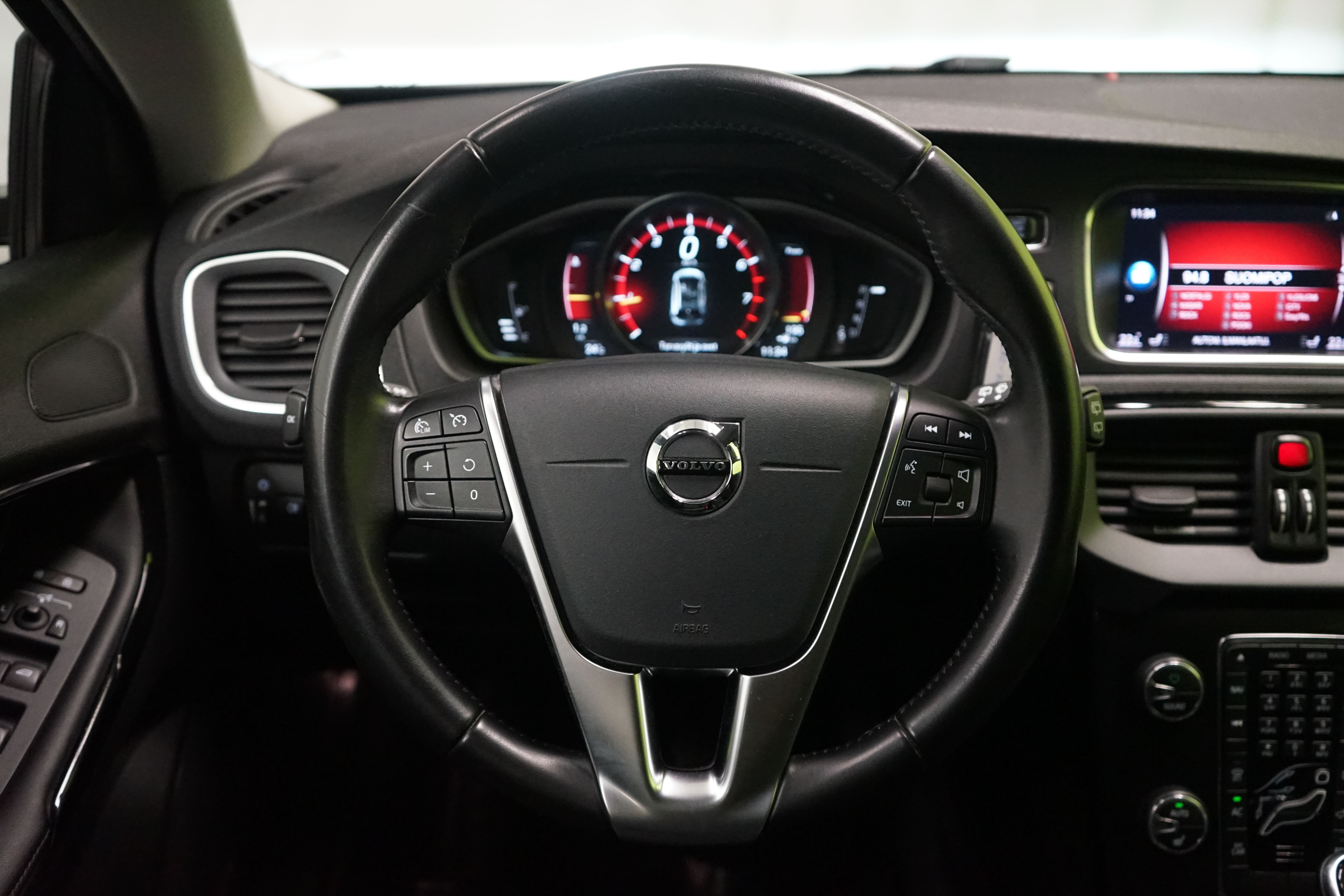 Volvo V40 2020