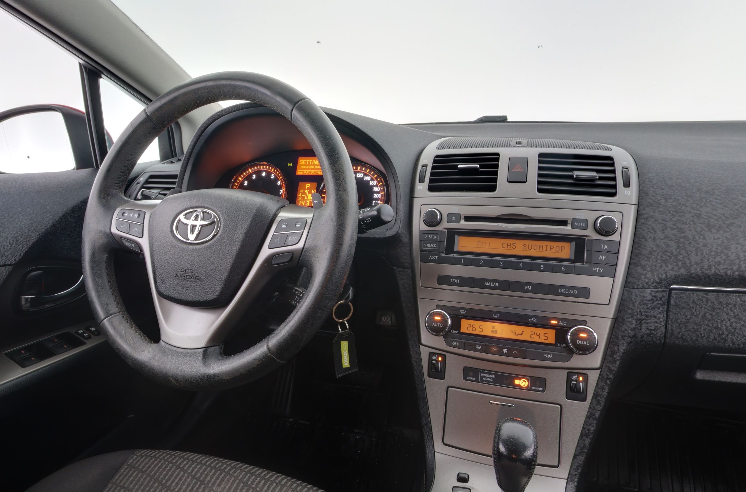 Toyota Avensis 2011
