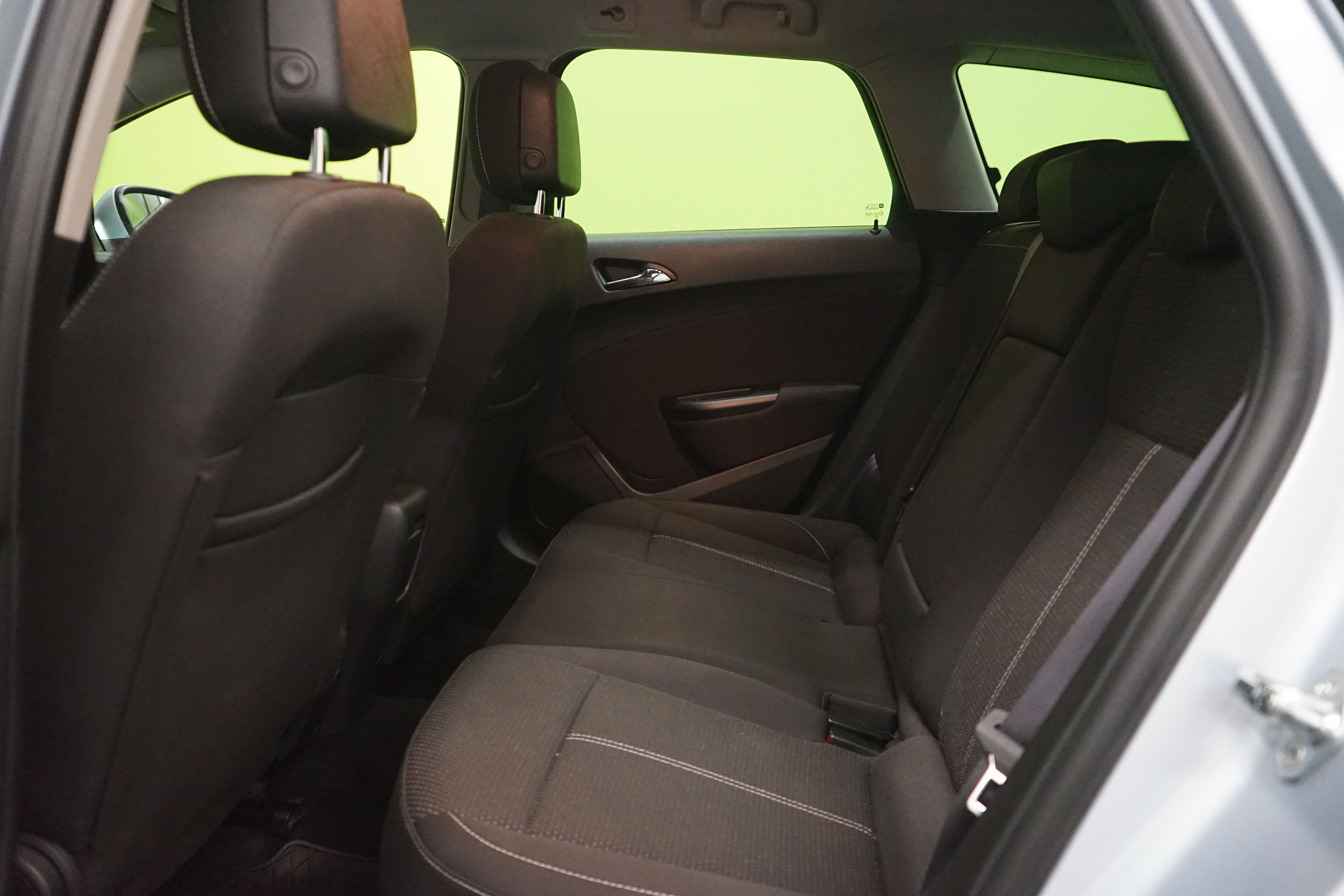 Opel Astra 2014