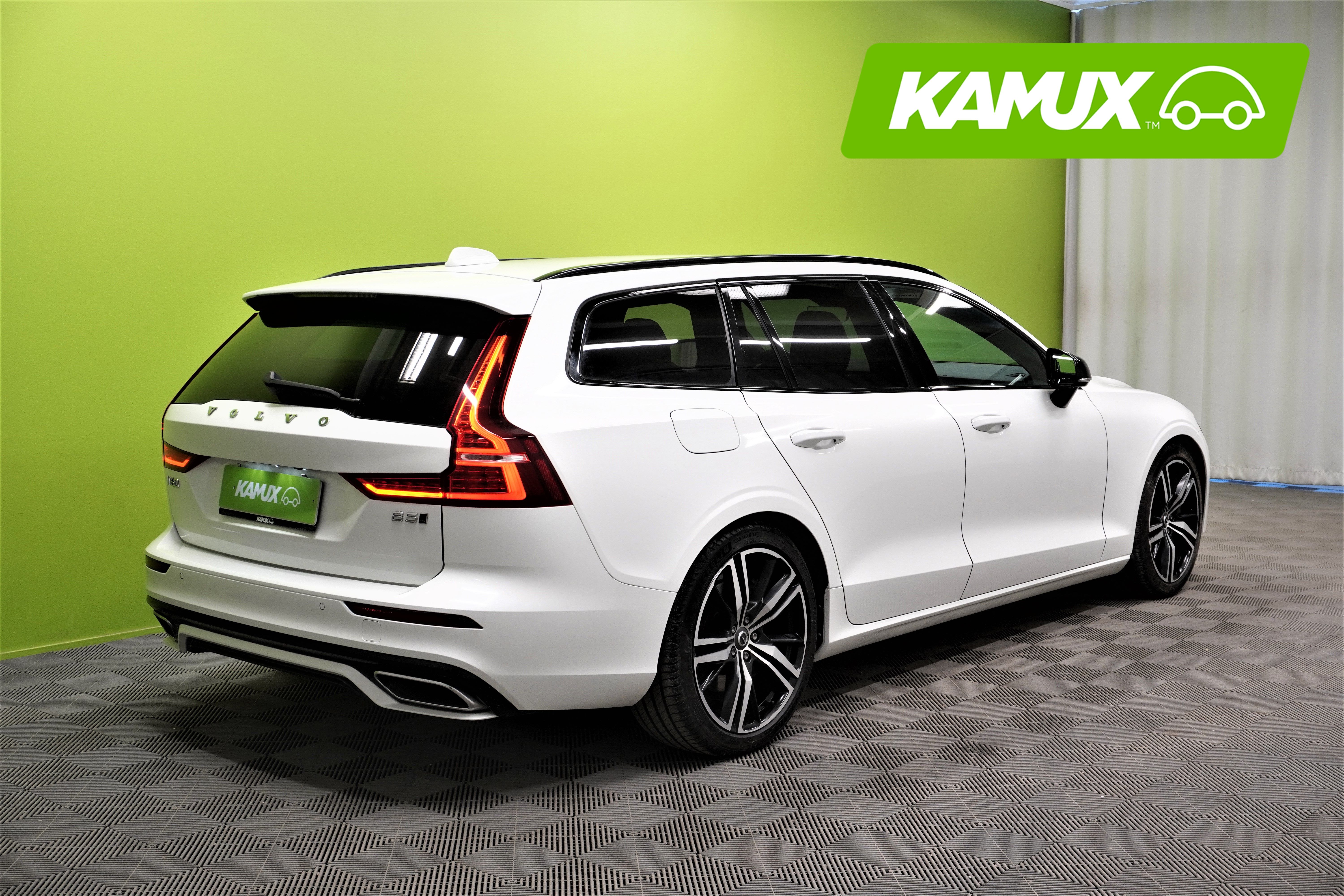 Volvo V60 2021