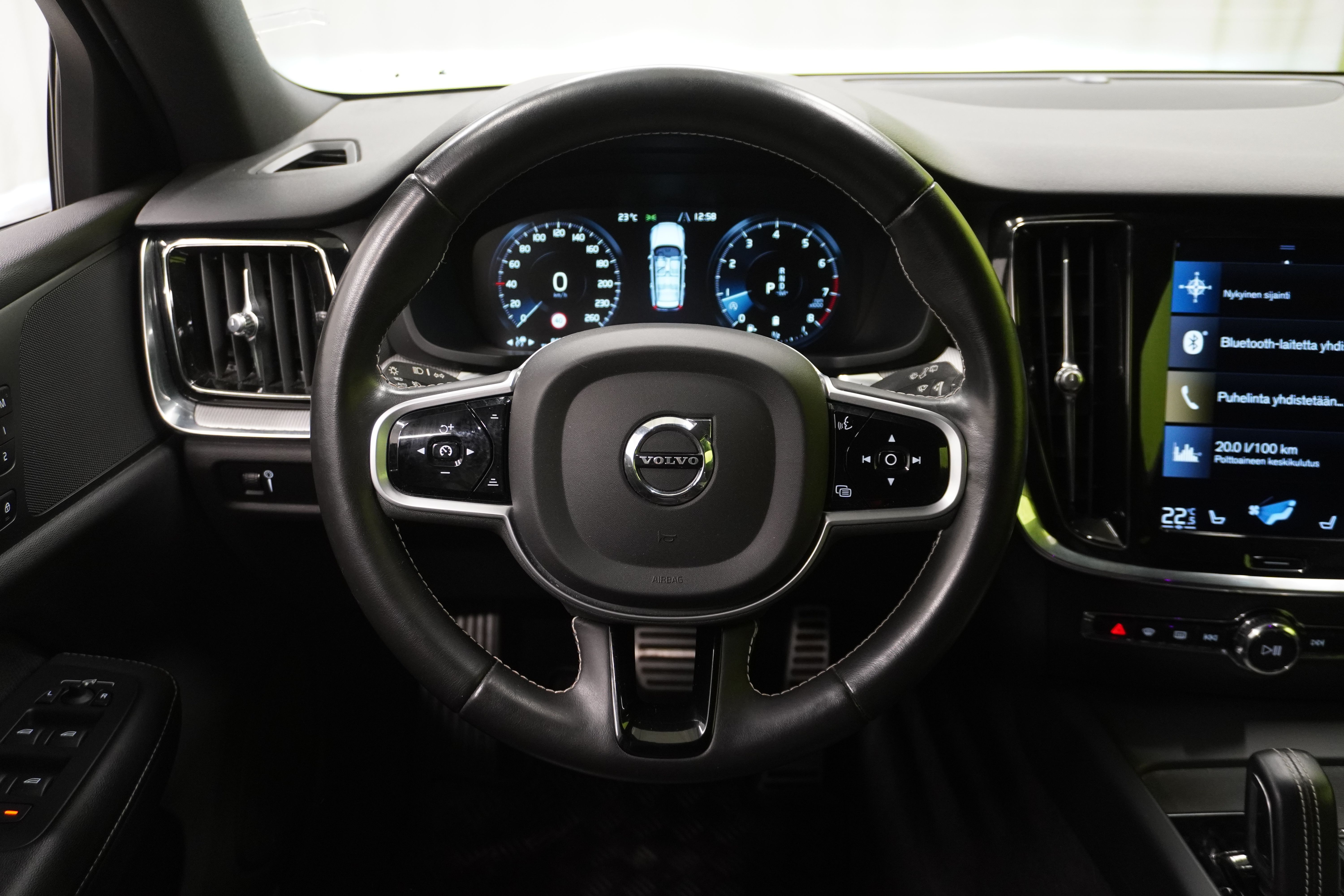 Volvo V60 2021
