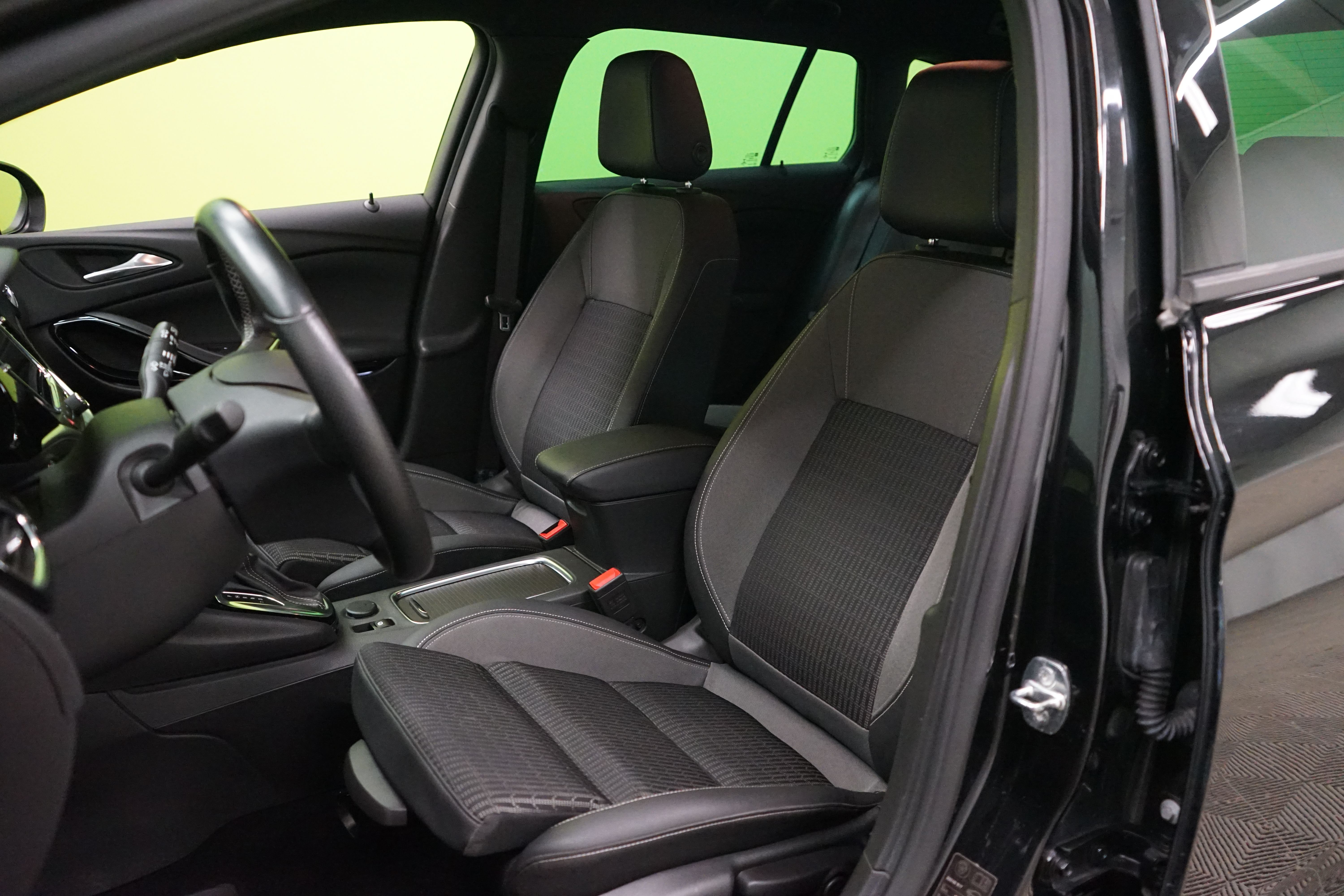 Opel Astra 2021