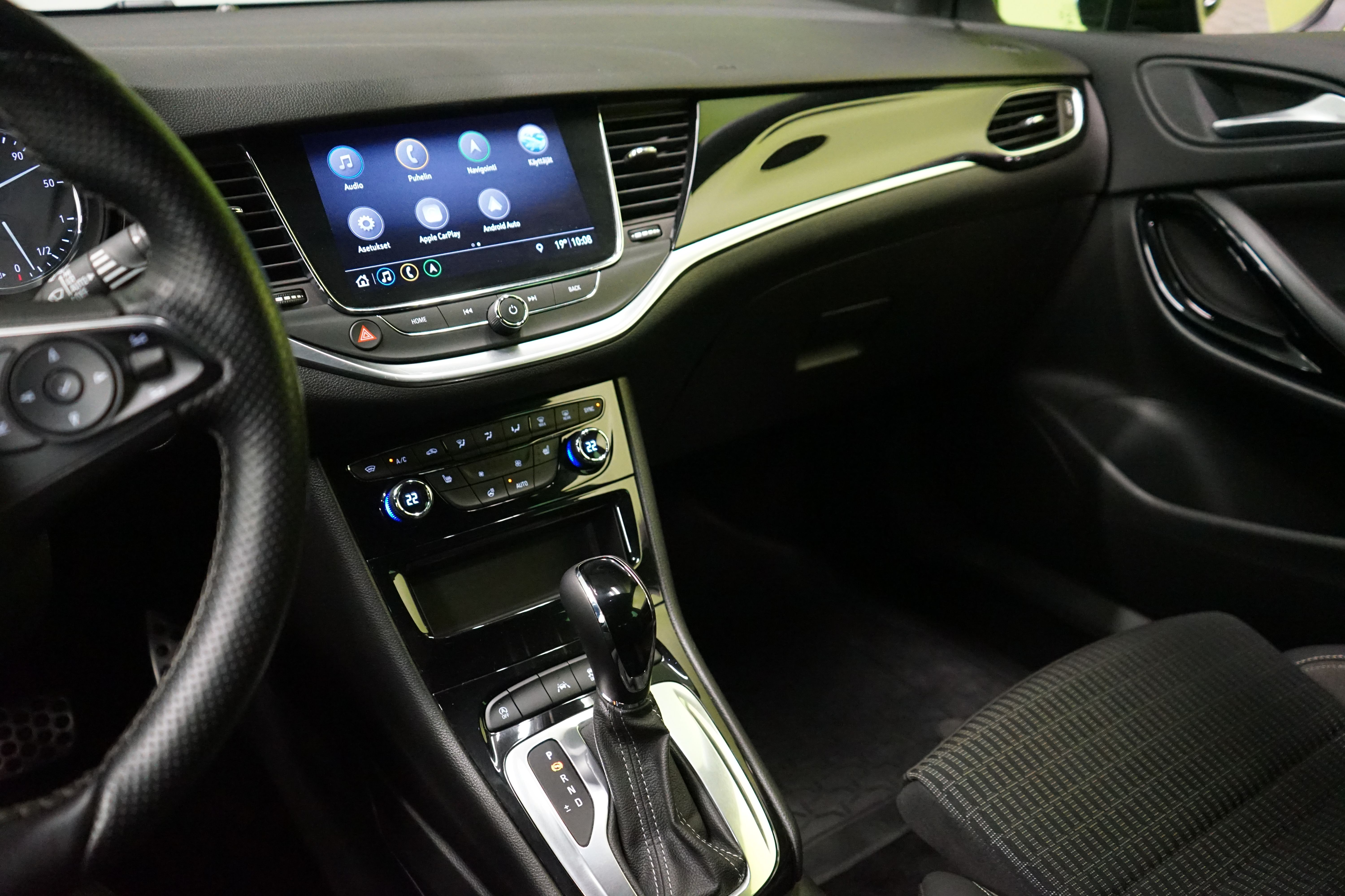Opel Astra 2021