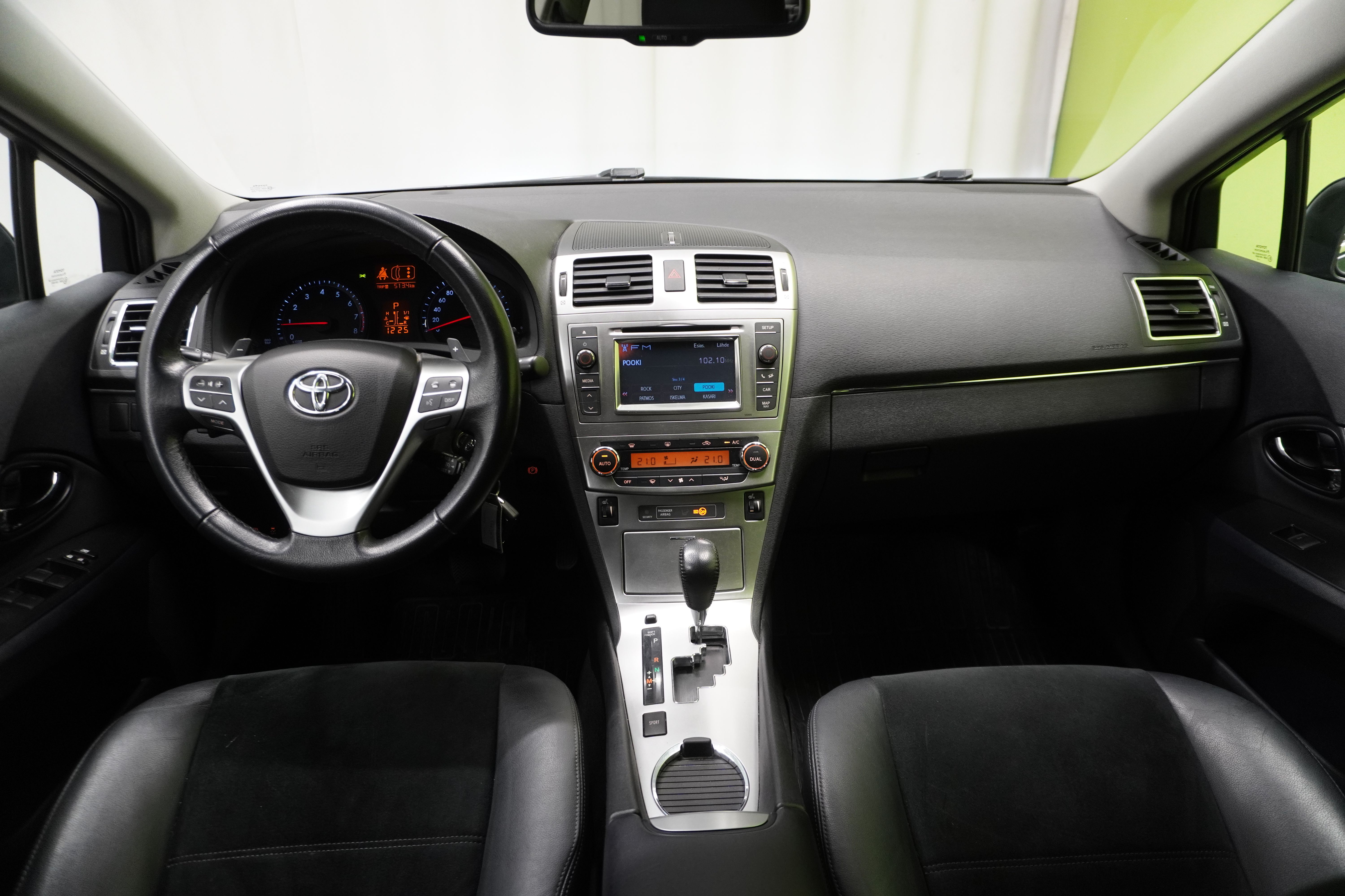 Toyota Avensis 2014