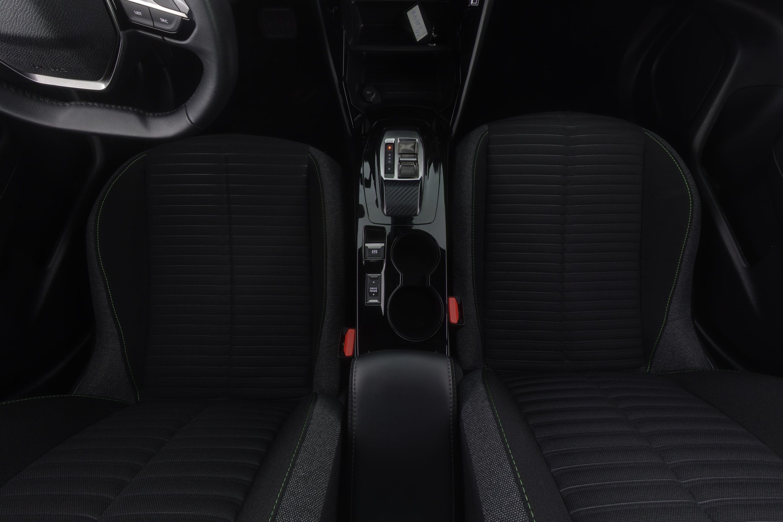 Peugeot e-2008 2024