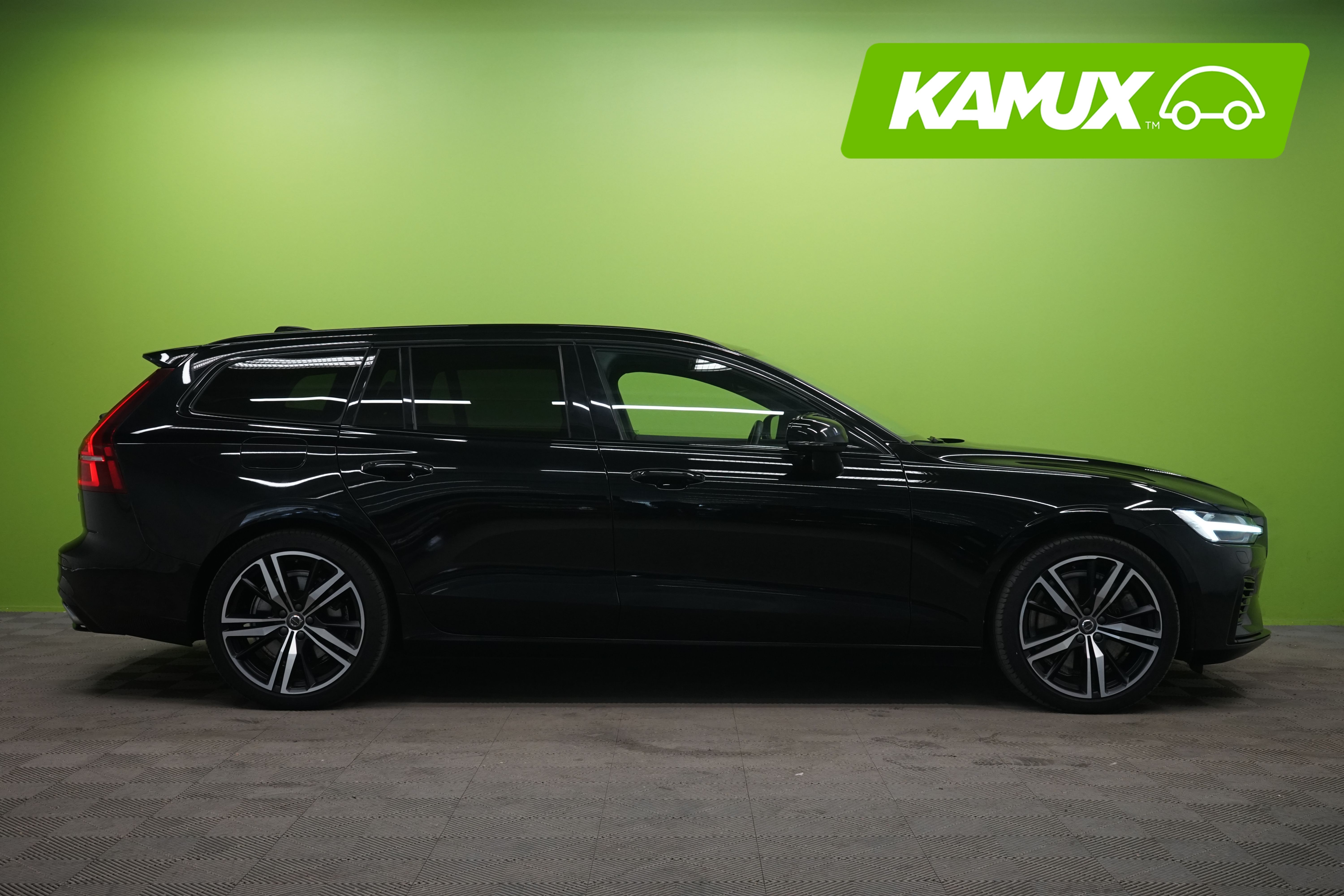 Volvo V60 2022