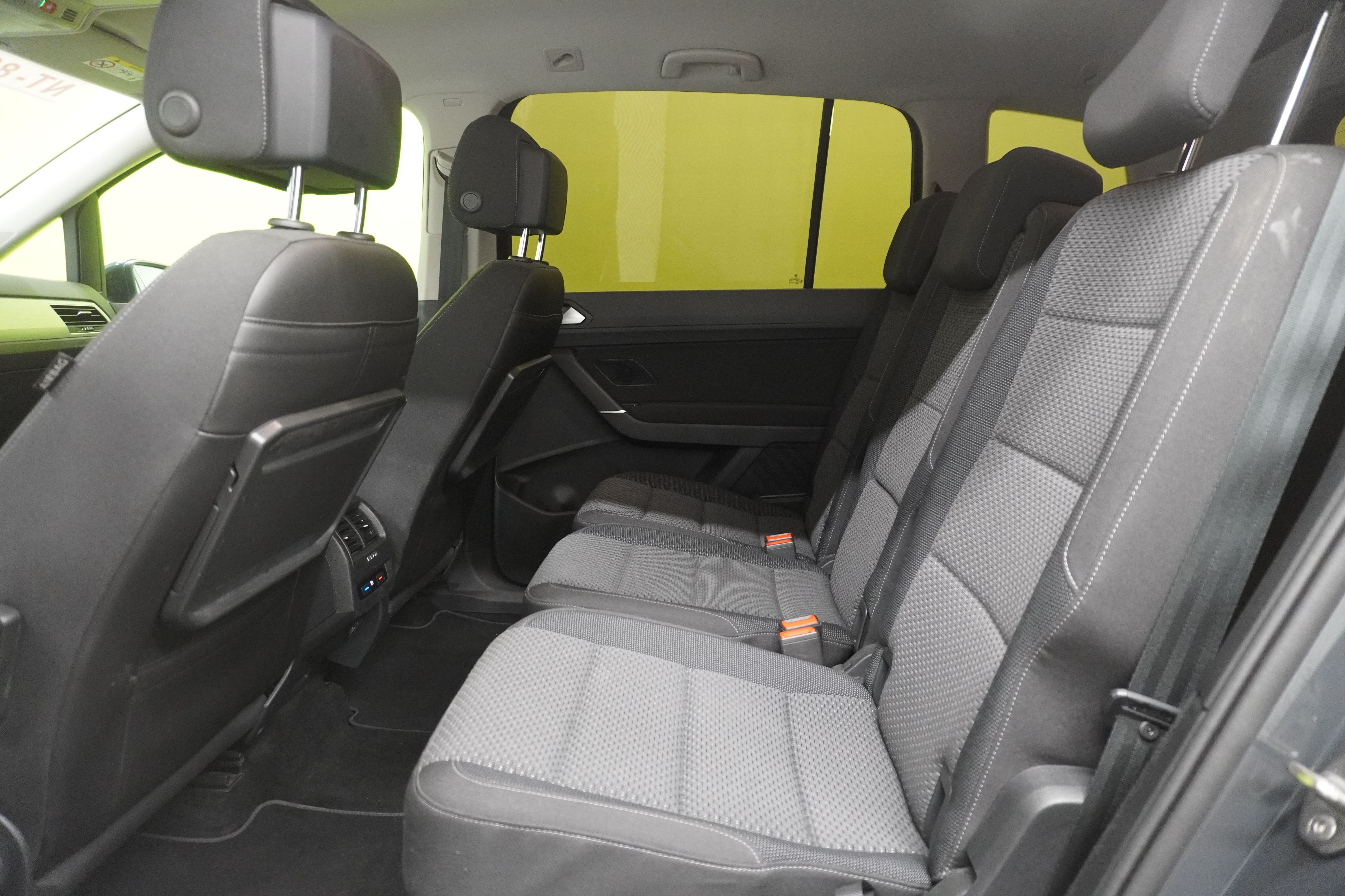 Volkswagen Touran 2021