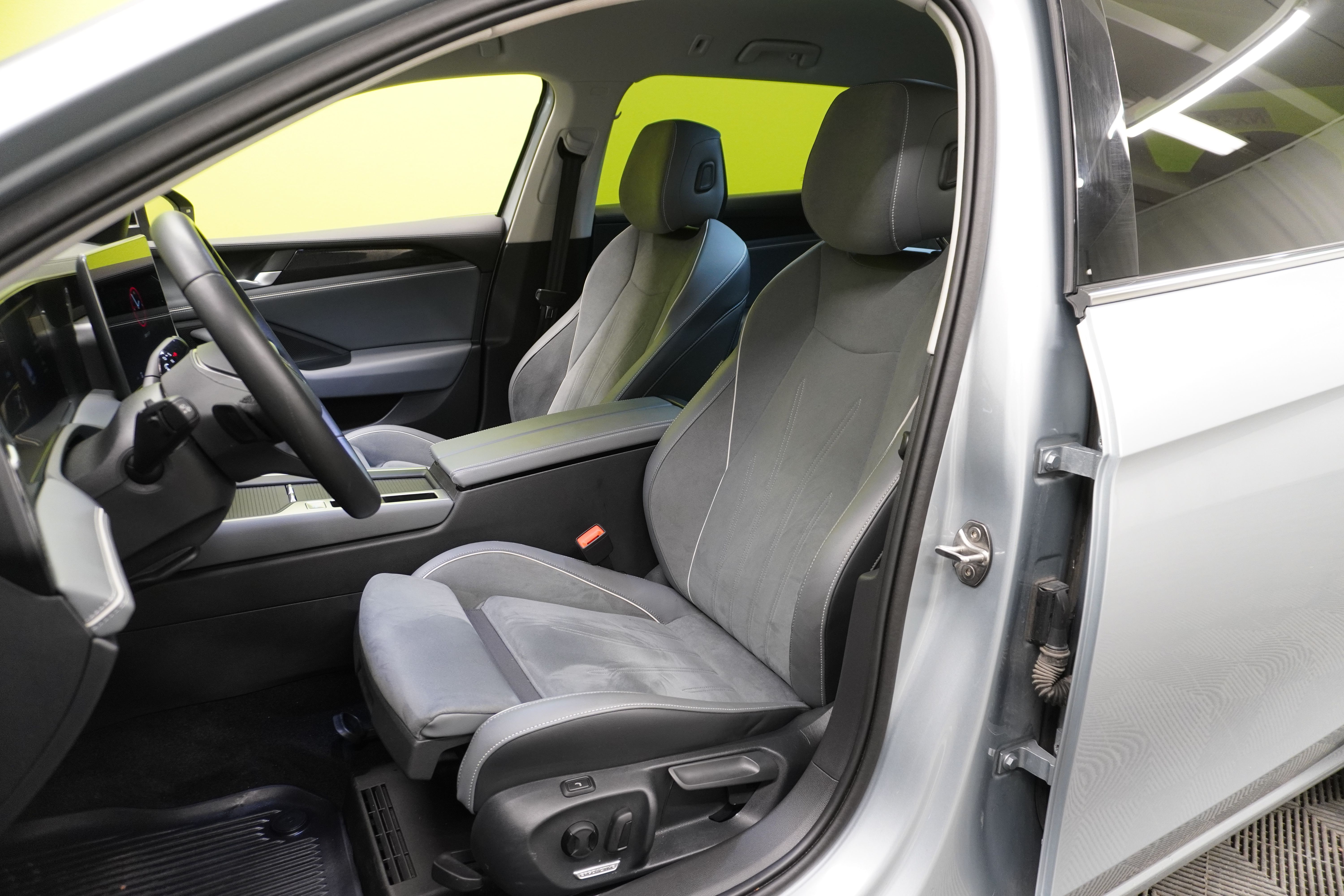 Volkswagen Passat 2024