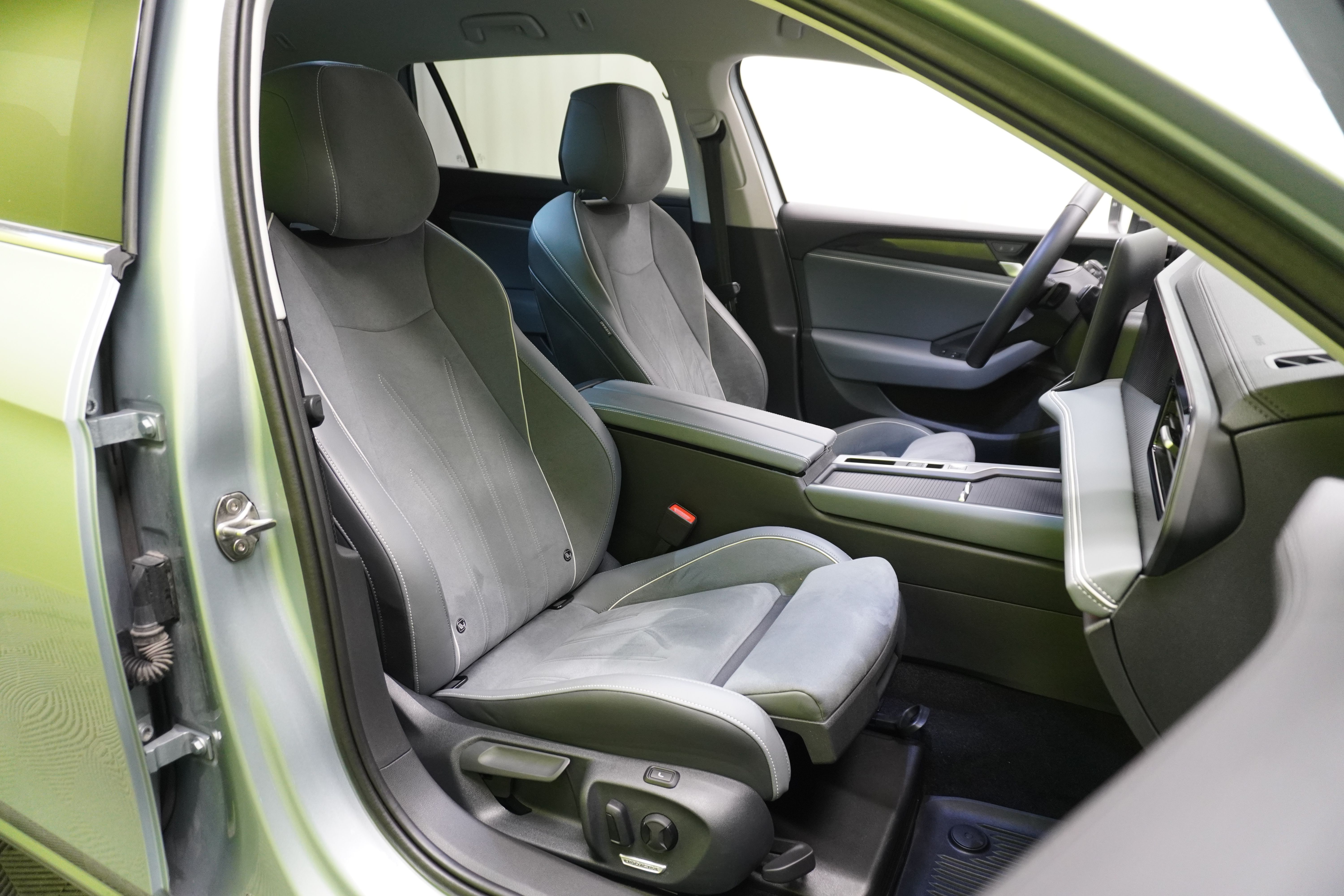 Volkswagen Passat 2024