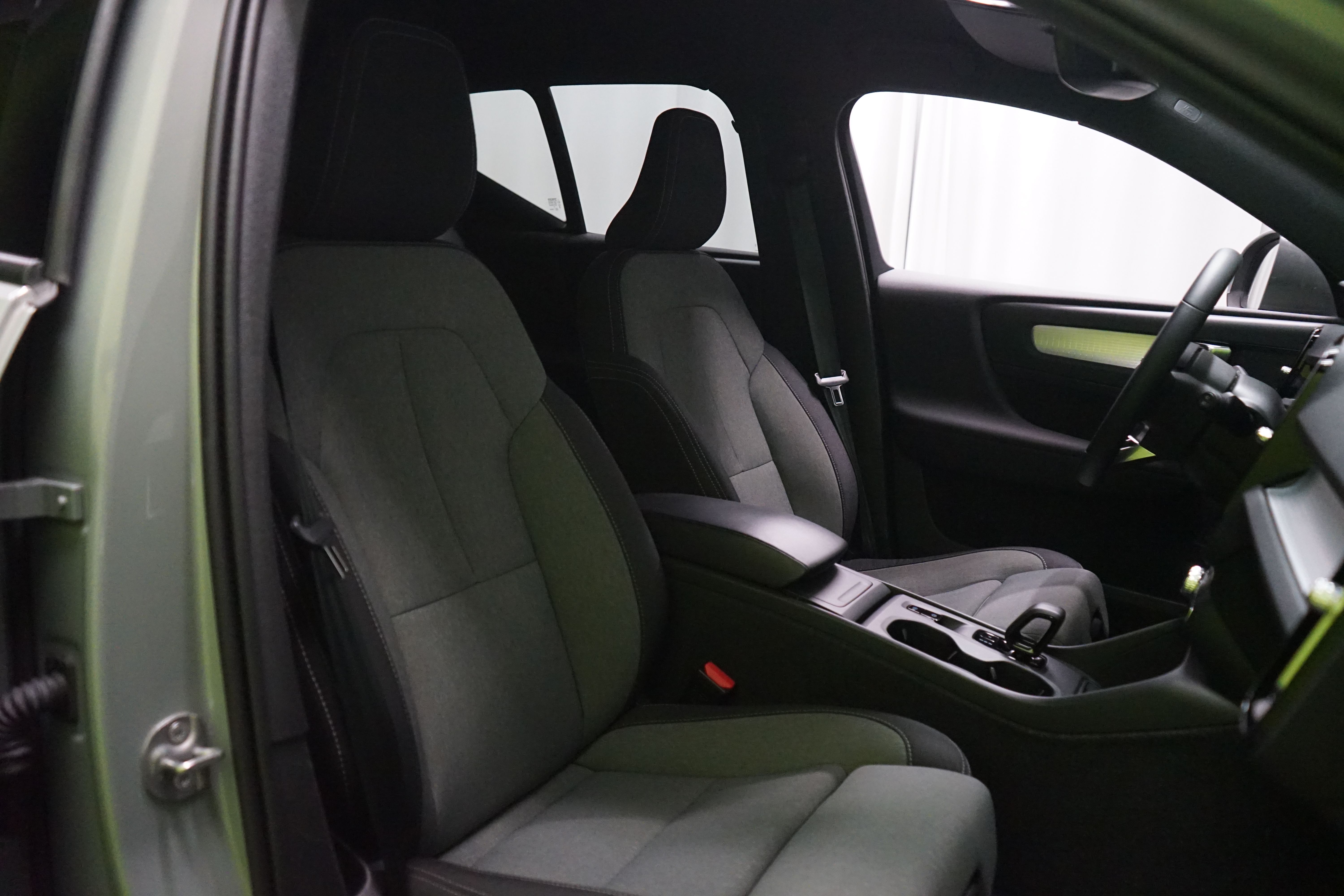 Volvo XC40 2024