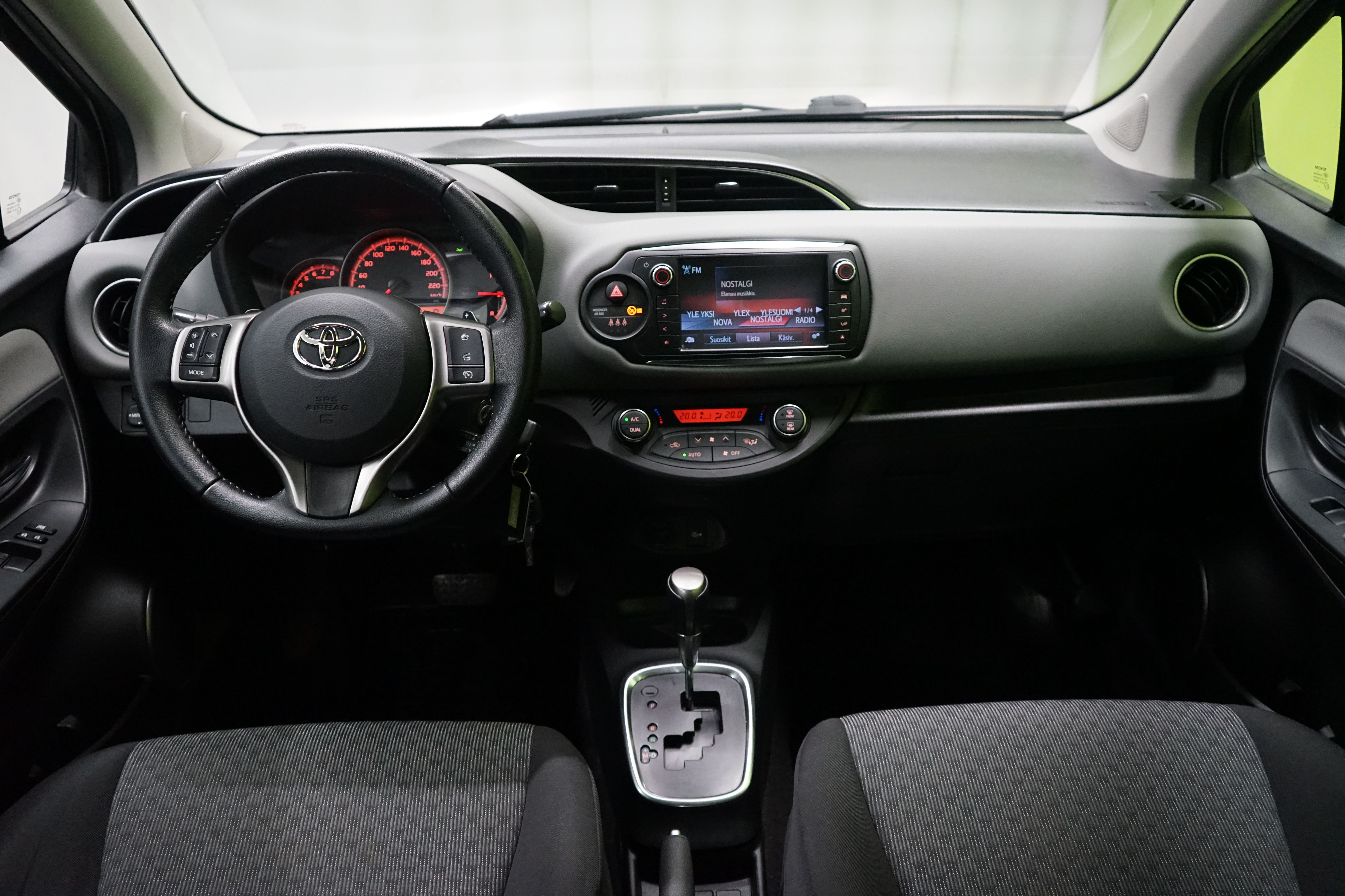 Toyota Yaris 2014