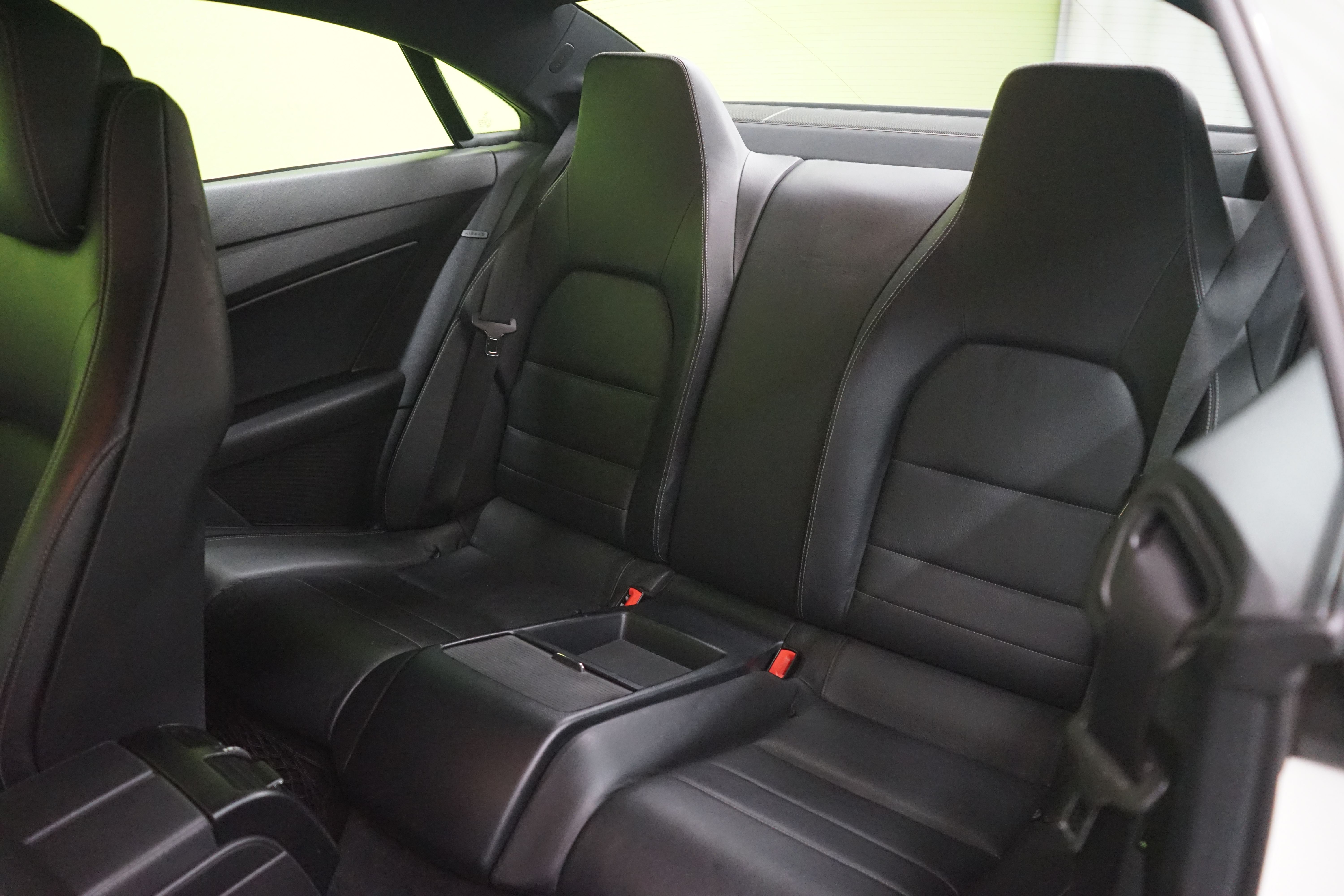 Mercedes-Benz E 2010