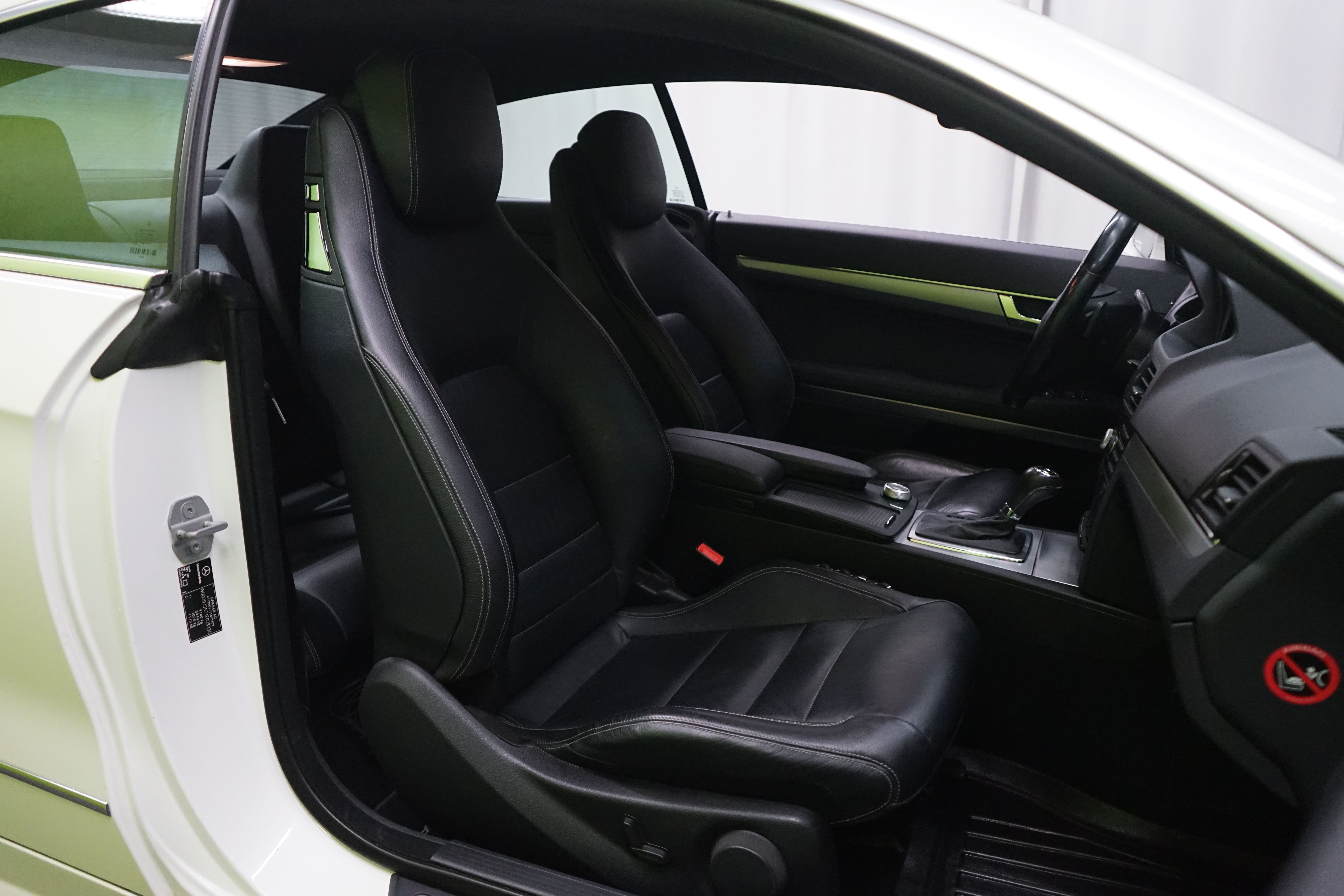 Mercedes-Benz E 2010