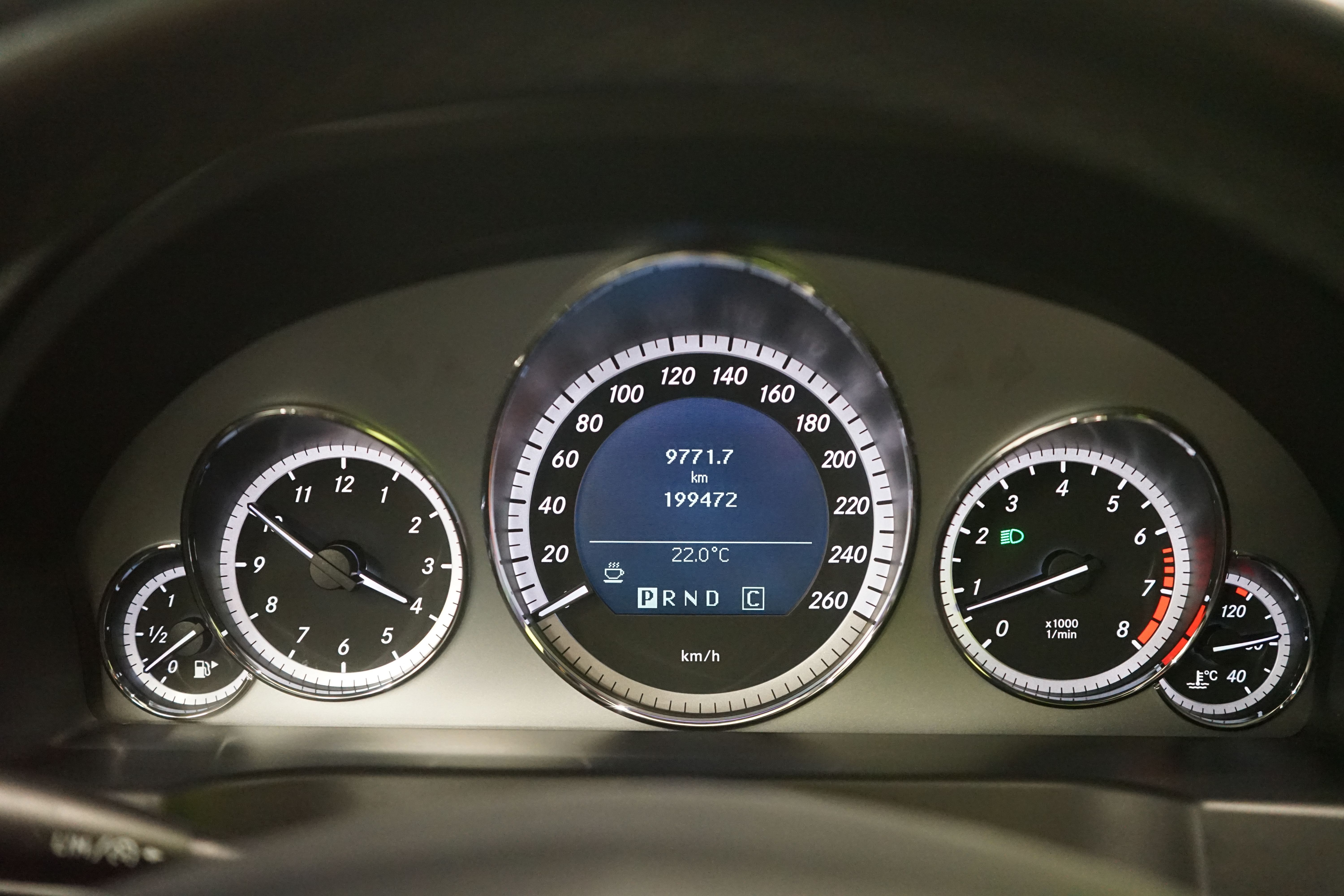 Mercedes-Benz E 2010