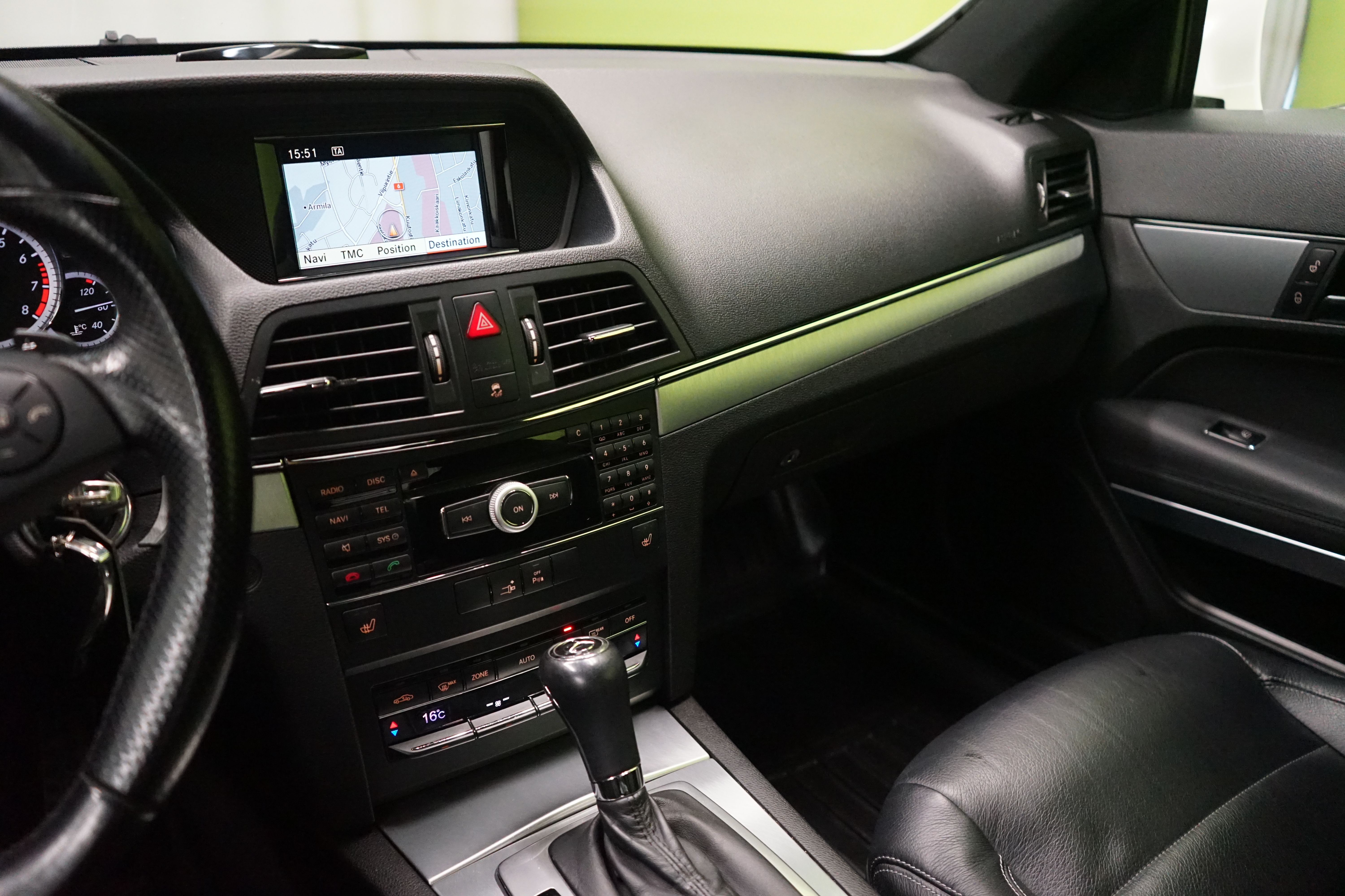 Mercedes-Benz E 2010