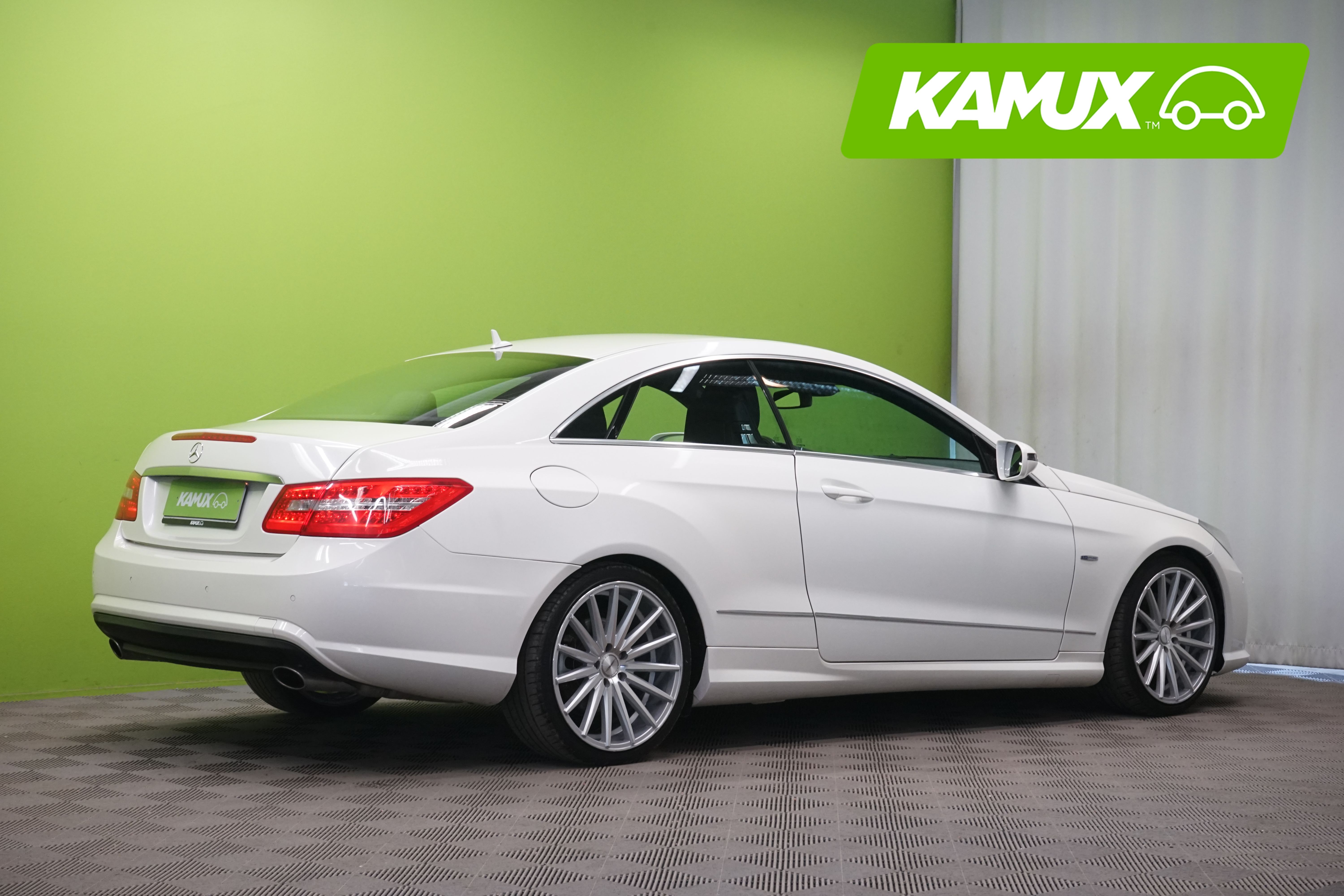Mercedes-Benz E 2010