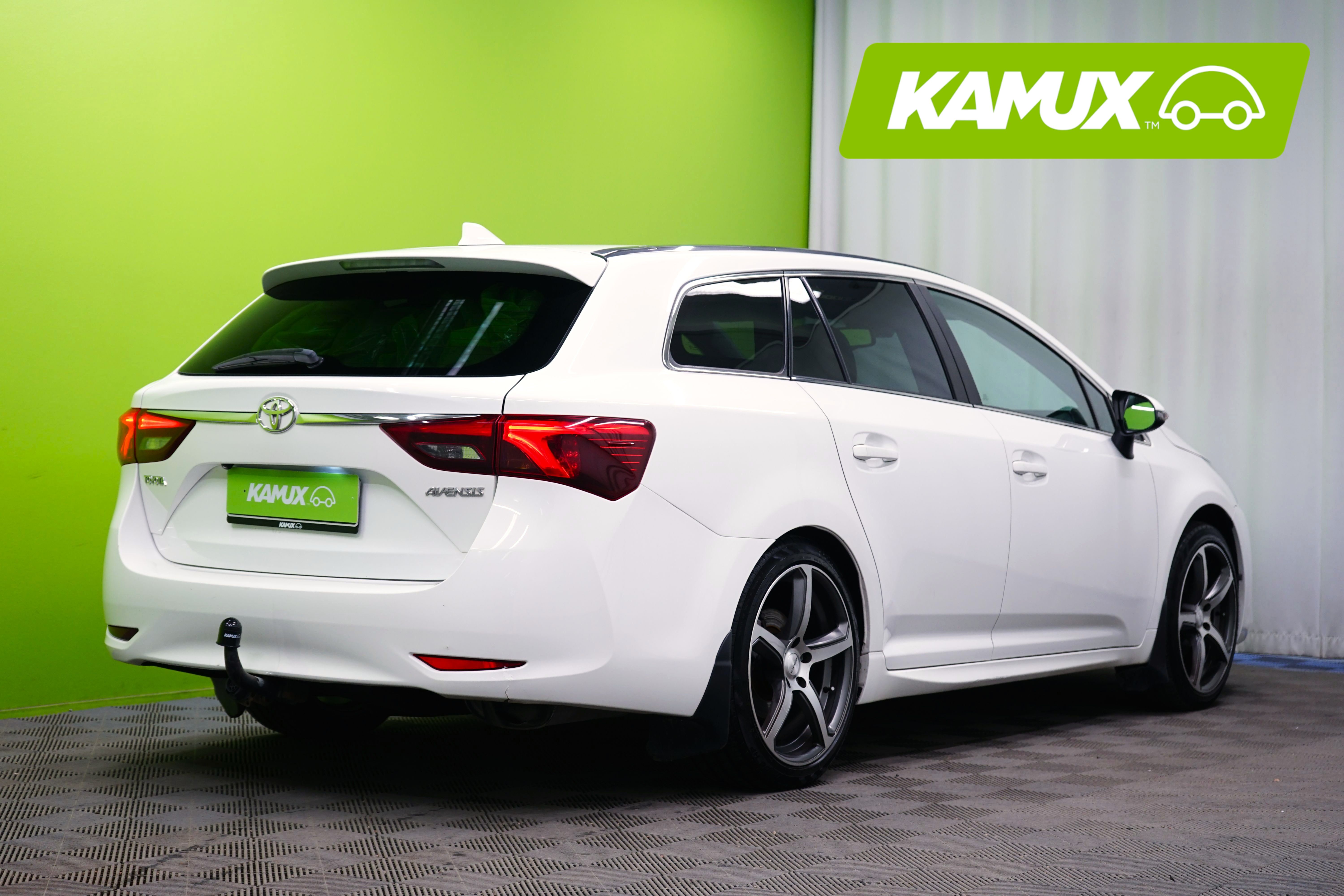 Toyota Avensis 2016