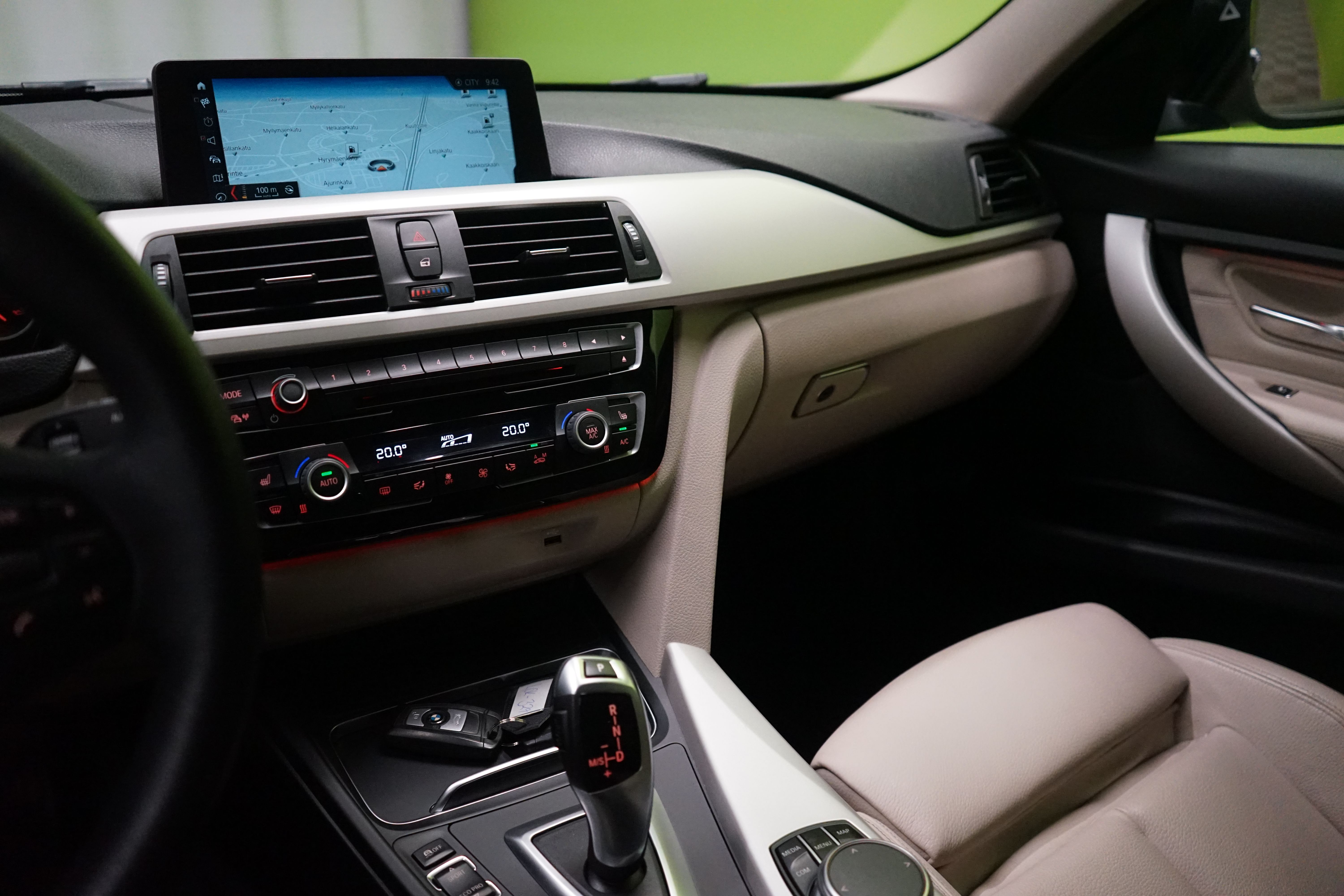 BMW 320 2018