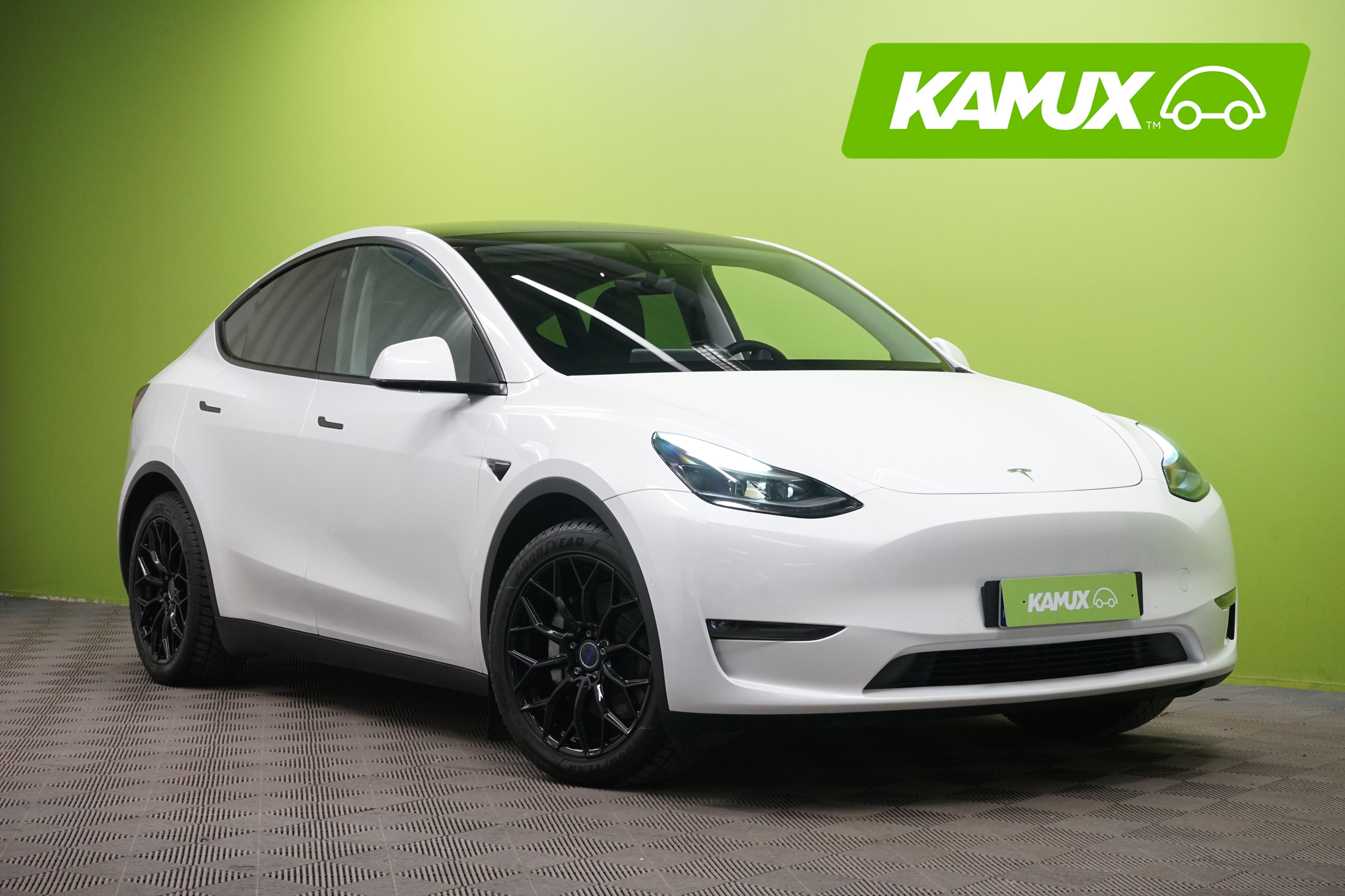 Tesla Model Y 2022