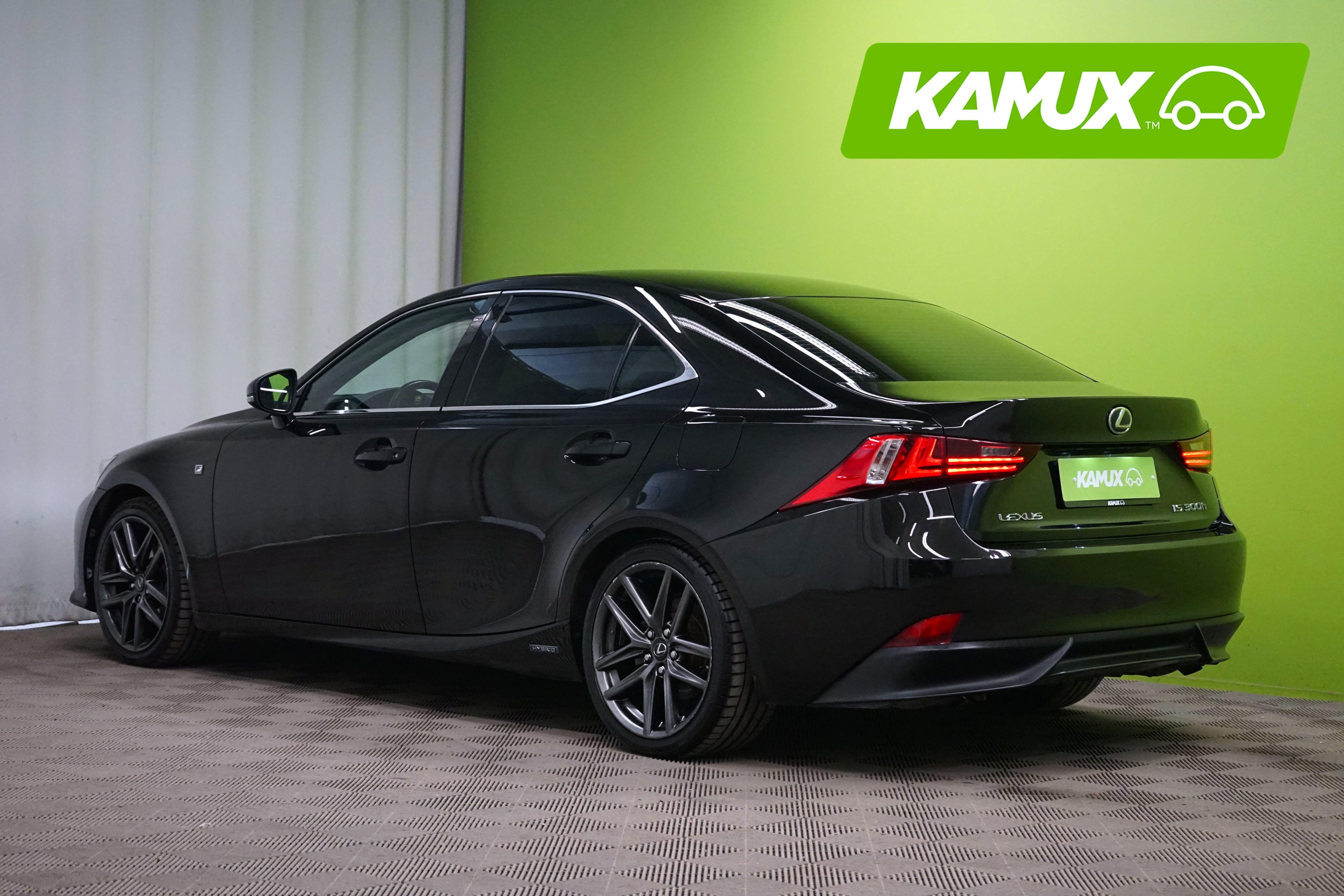 Lexus IS 2014