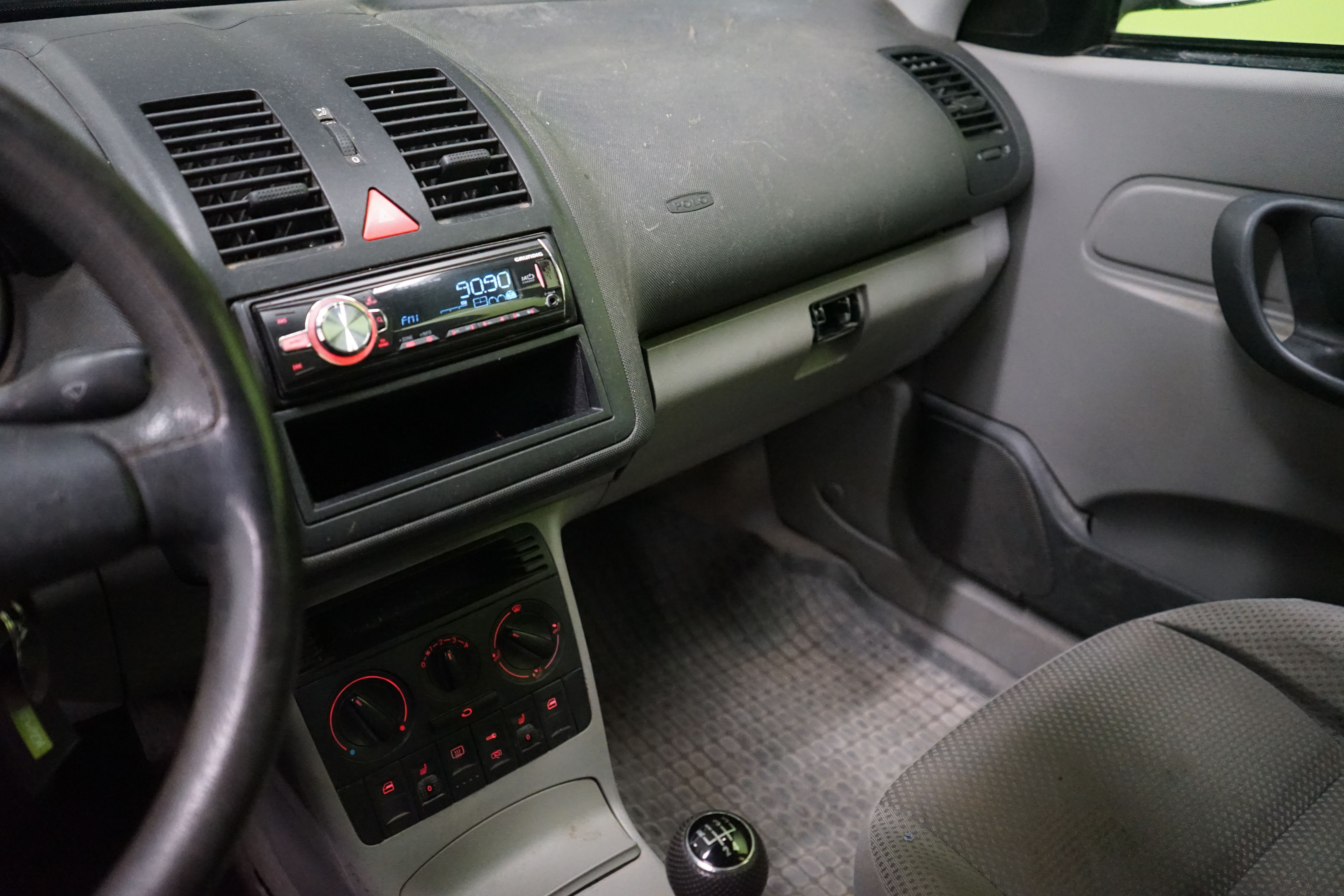 Volkswagen Polo 2000