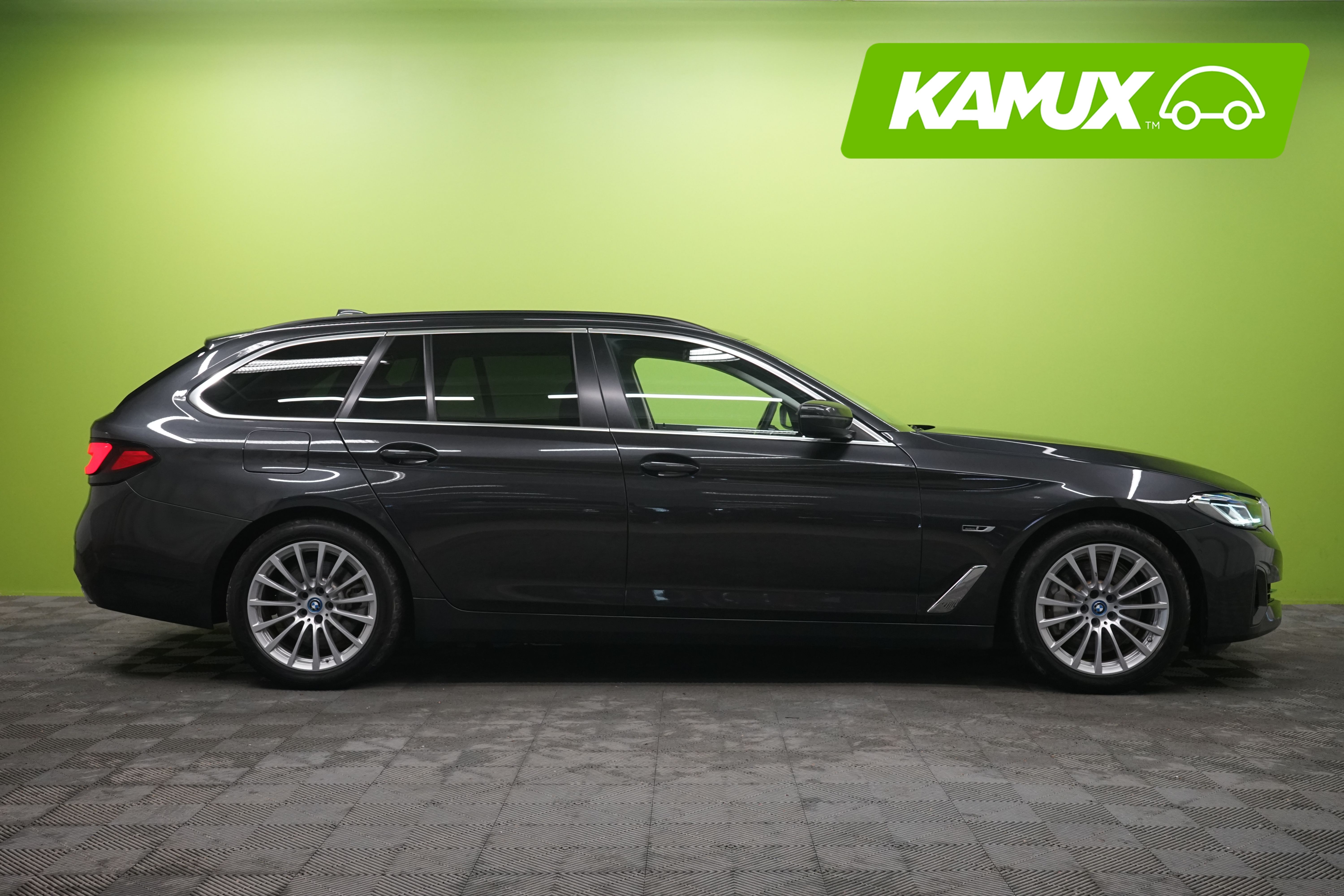 BMW 530 2023
