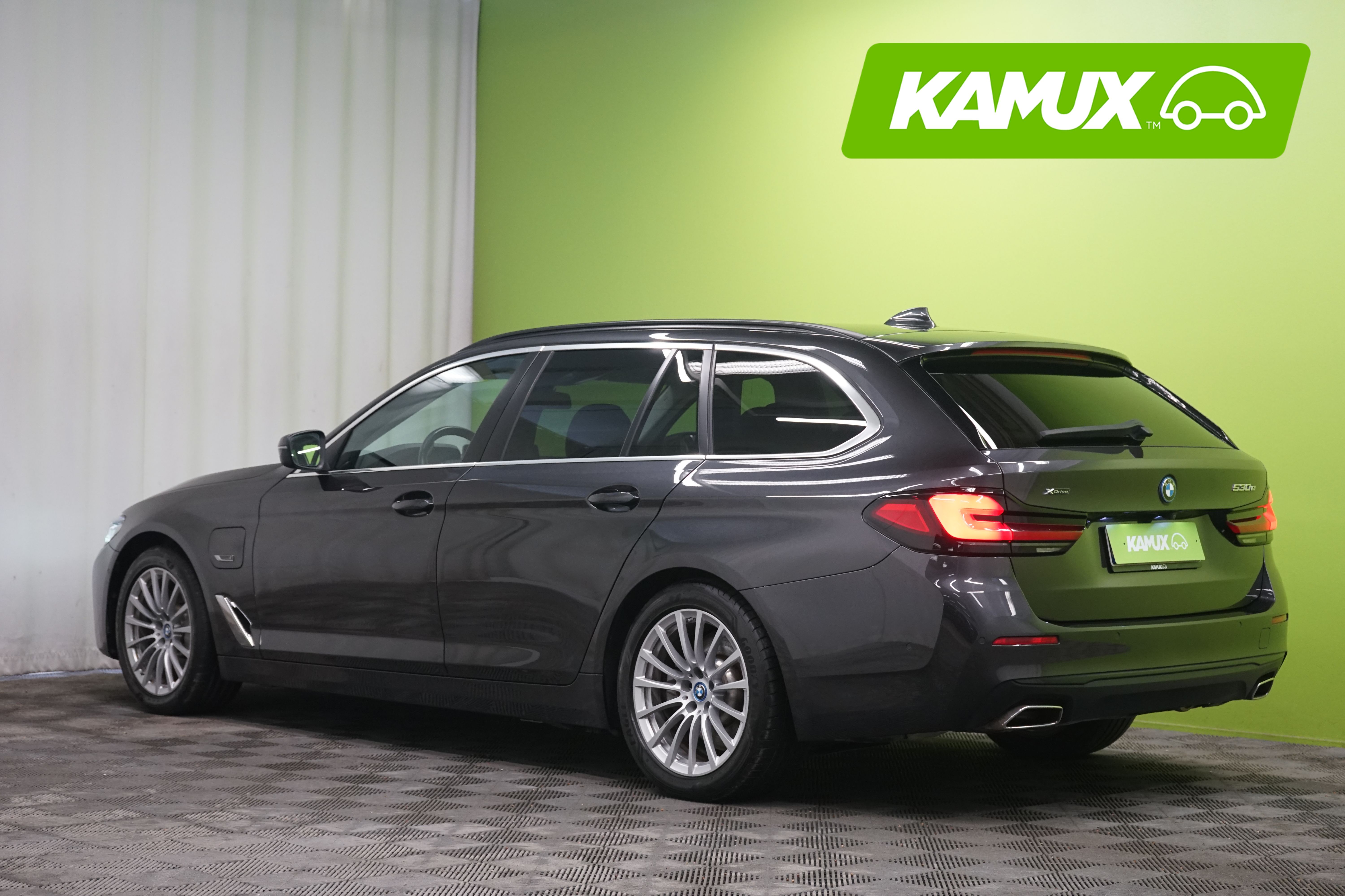 BMW 530 2023