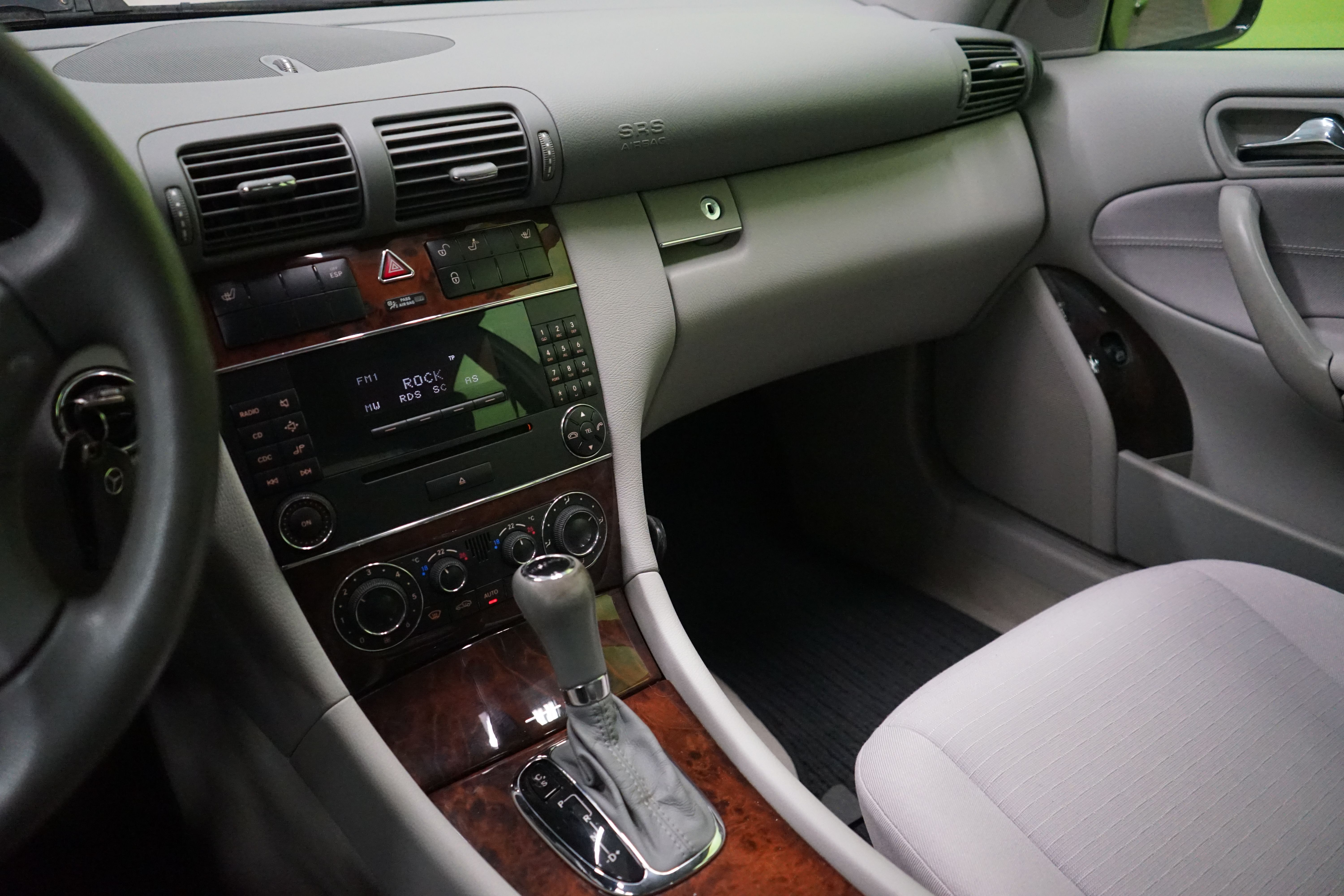 Mercedes-Benz C 2006