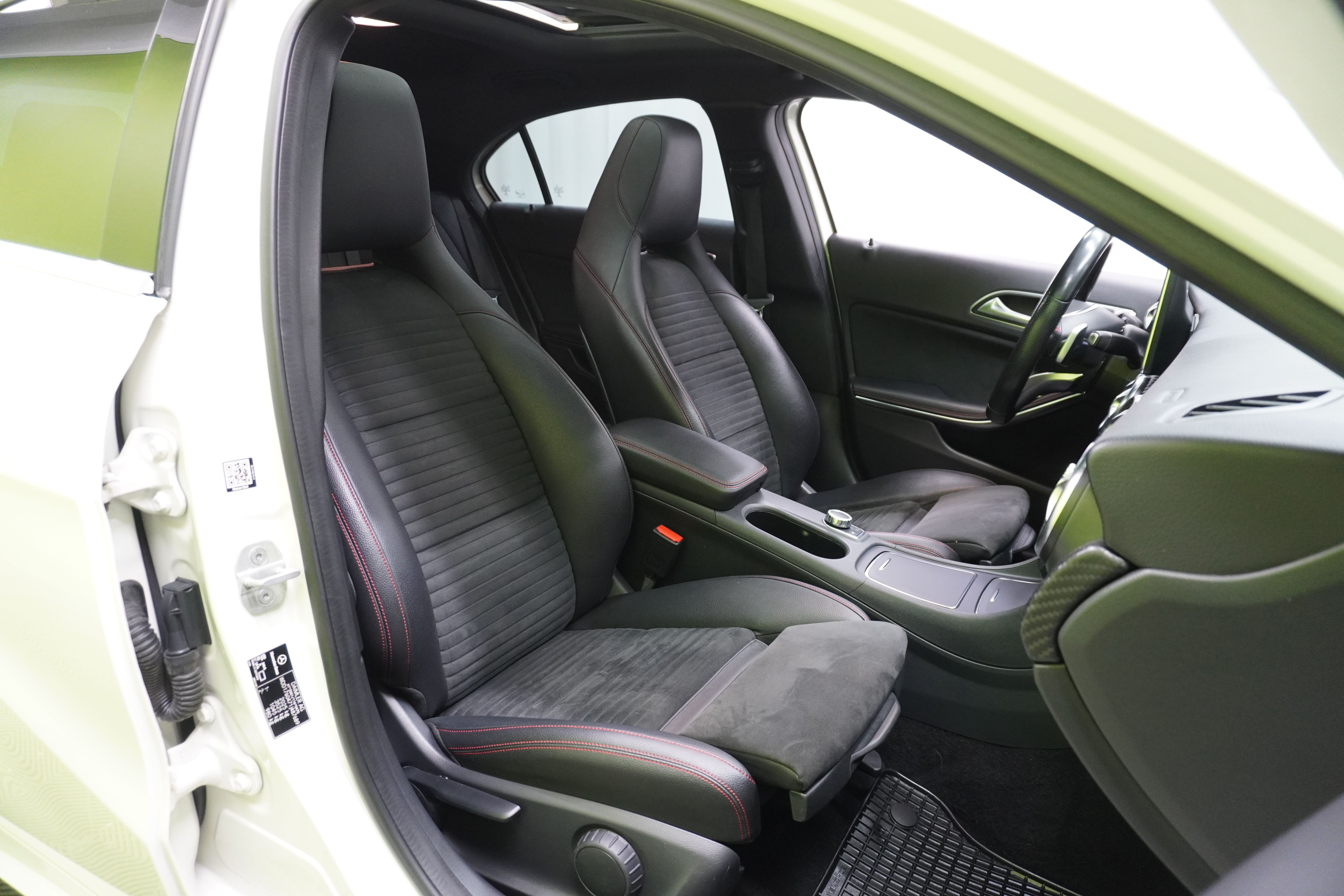 Mercedes-Benz A 2016