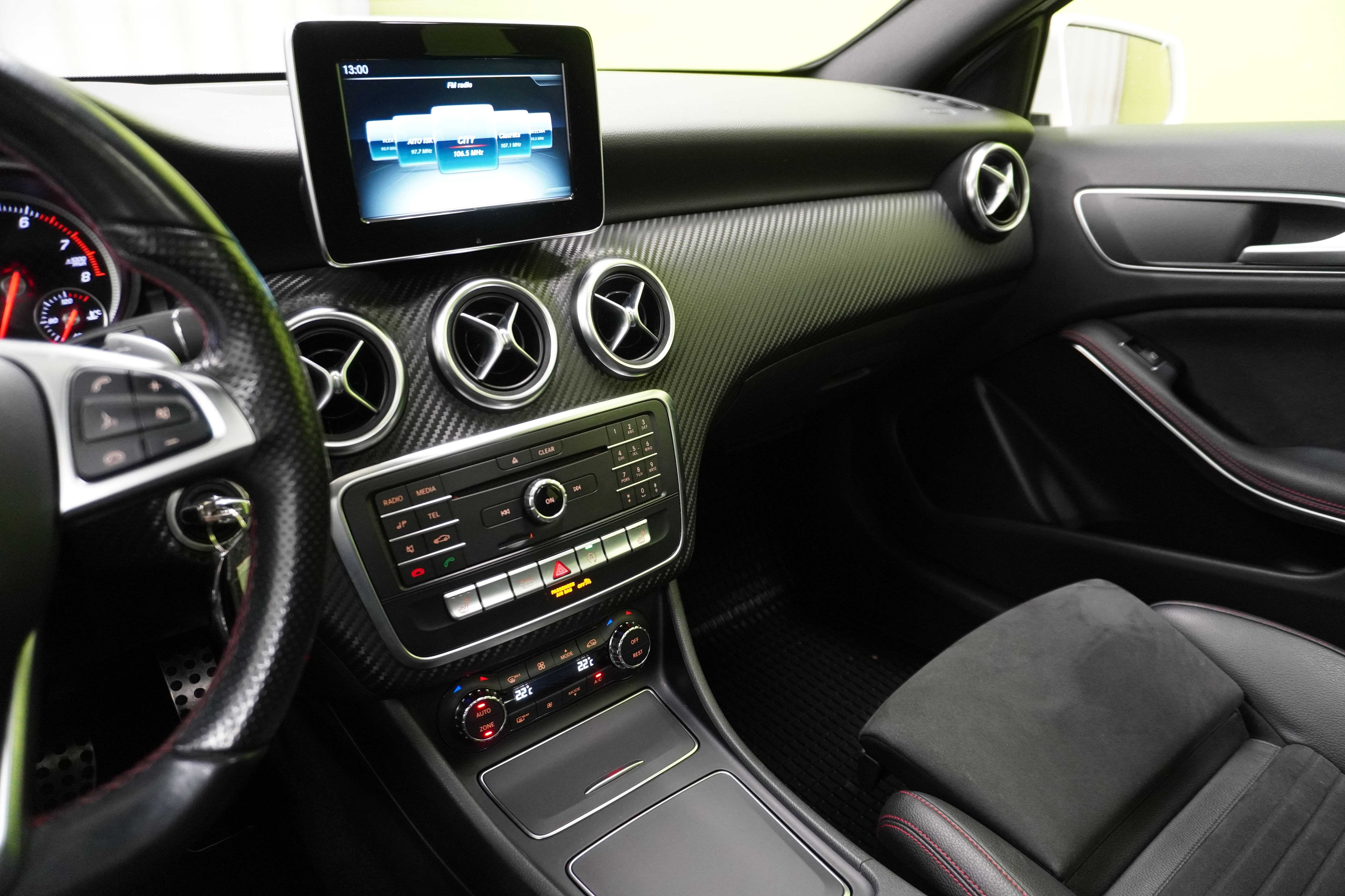 Mercedes-Benz A 2016