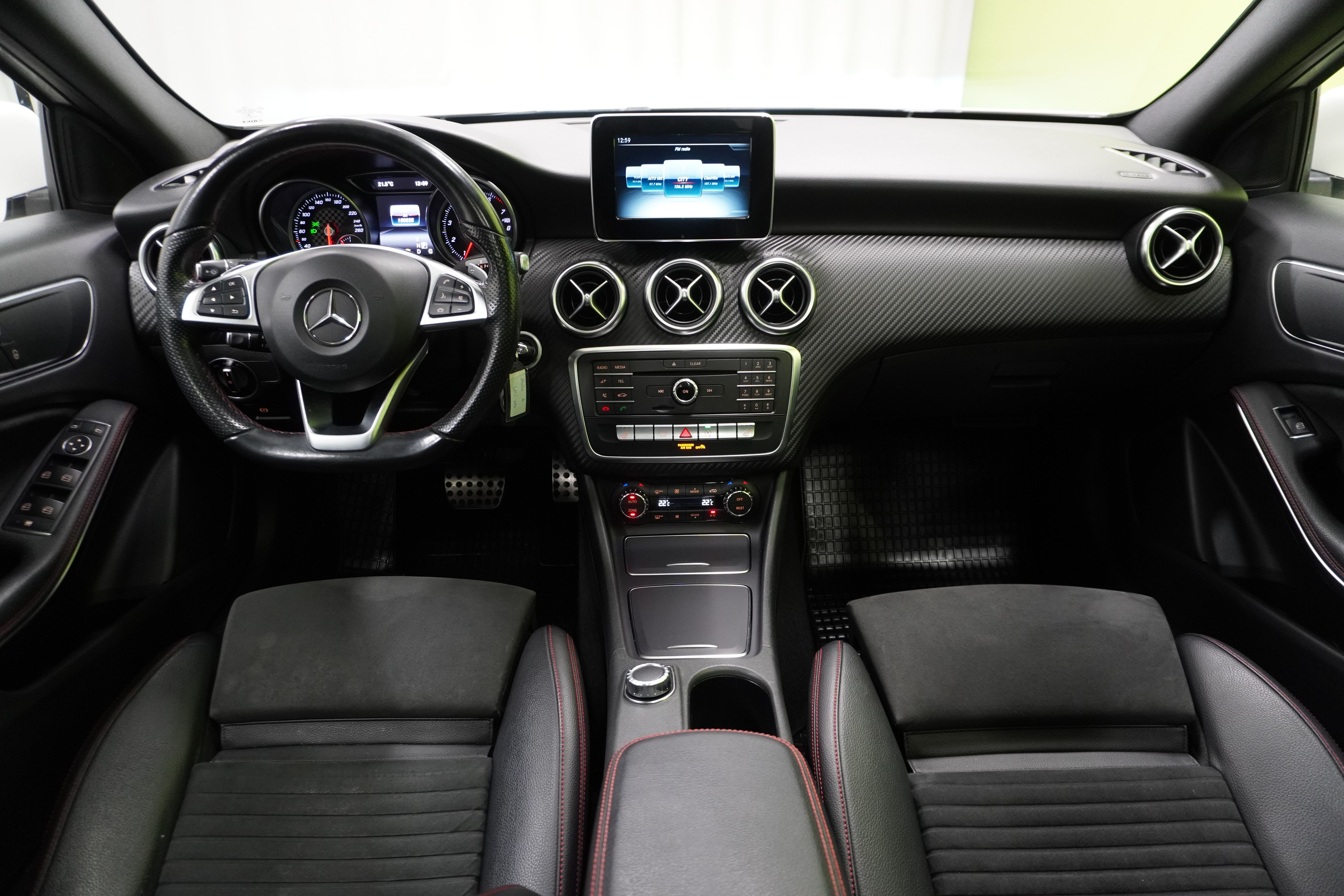 Mercedes-Benz A 2016